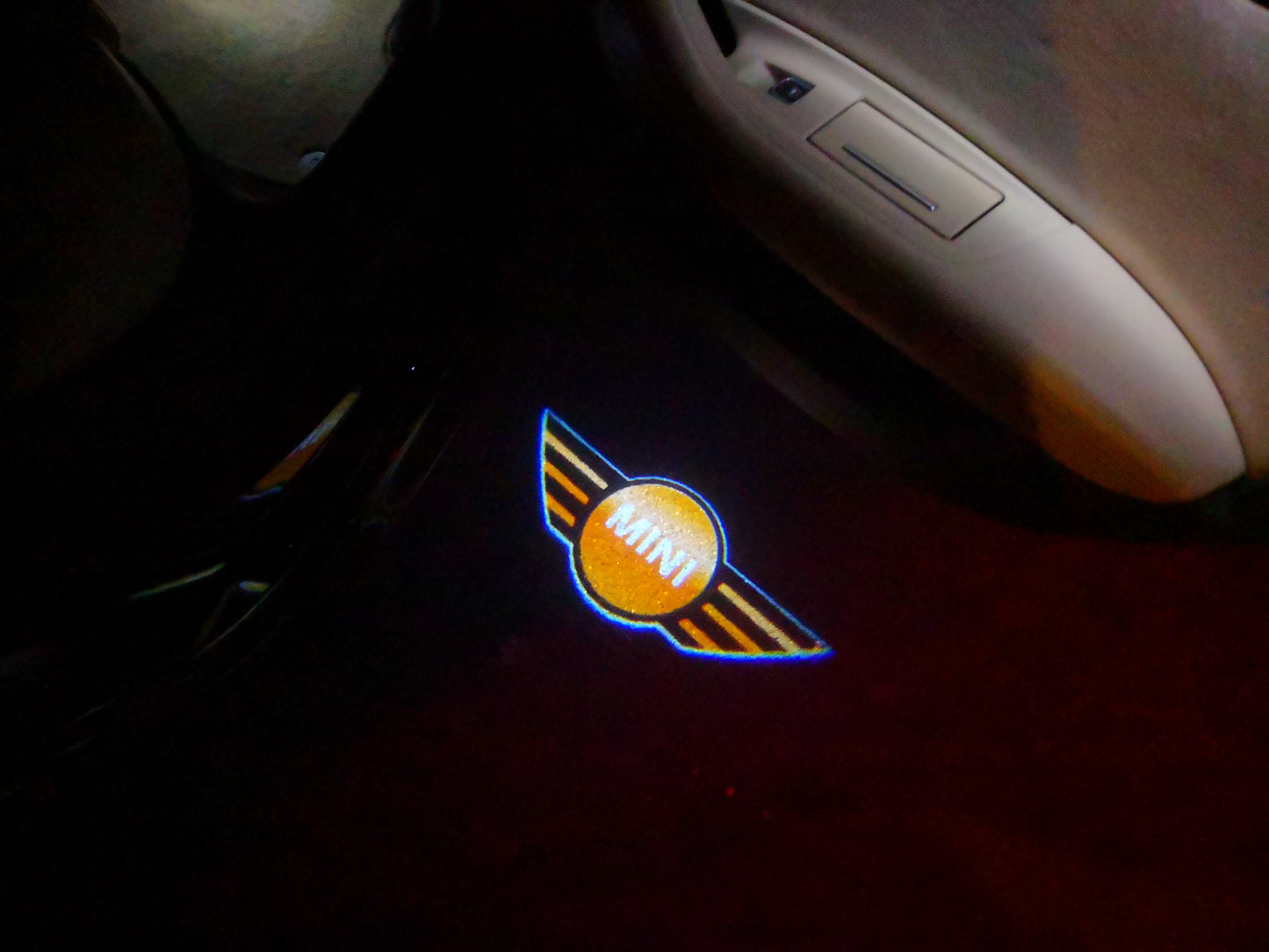 MINI ORIGINAL LOGO PROJECROTR LIGHTS Nr.07 (quantity 1 = 2 Logo Film / 2 door lights)