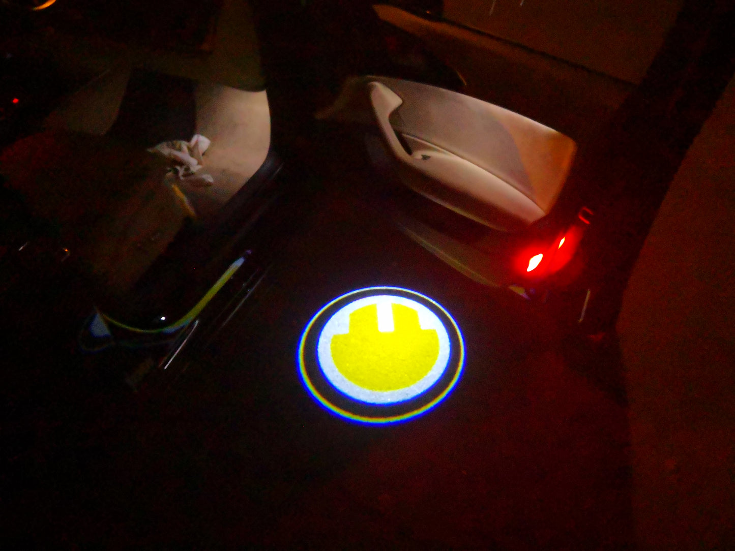 MINI ELECTRIC LOGO PROJECROTR LIGHTS Nr.81 (quantity 1 = 2 Logo Film / 2 door lights)