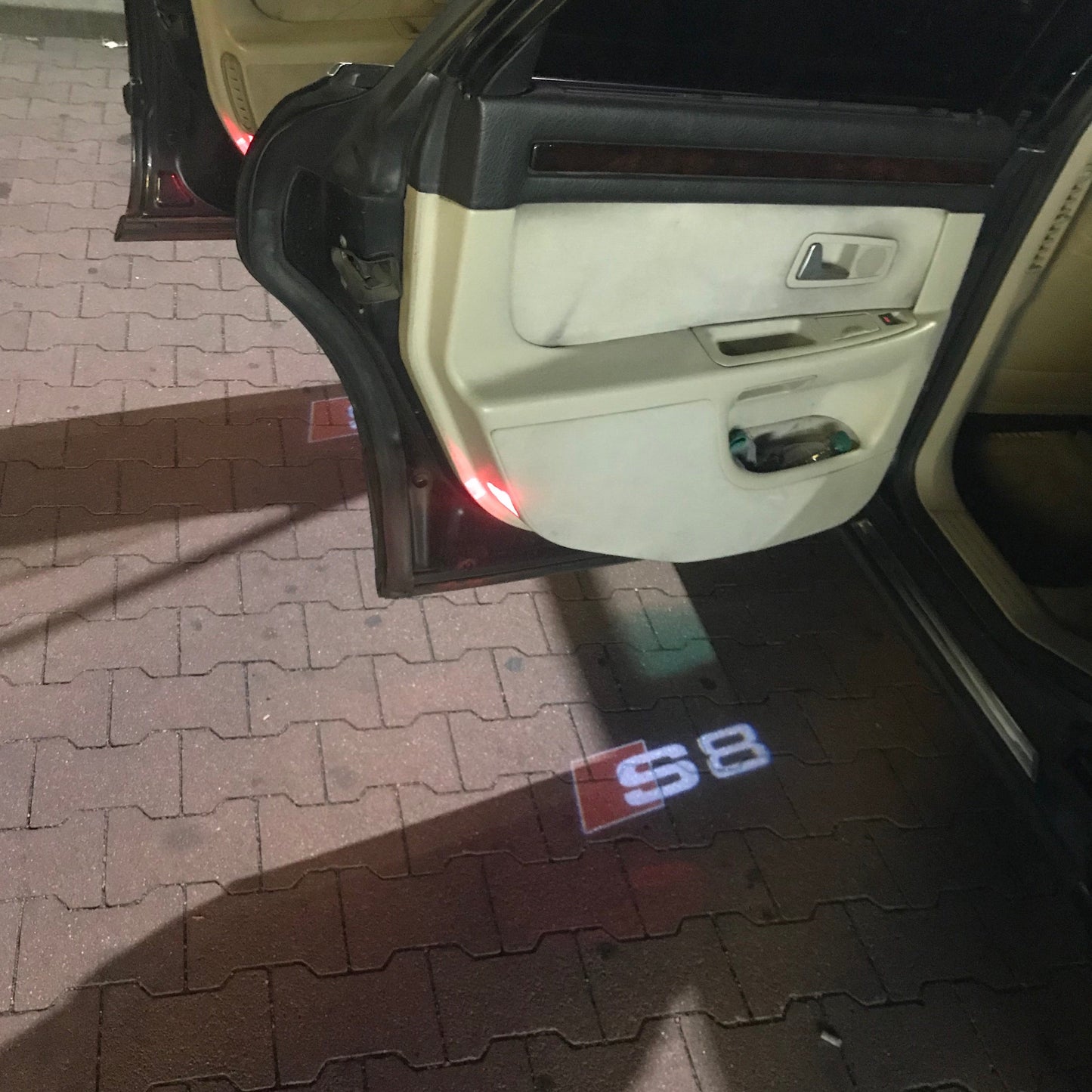 AUDI S8 LOGO PROJECTOT LIGHTS Nr.29 (quantity 1 = 2 Logo Films /2 door lights)