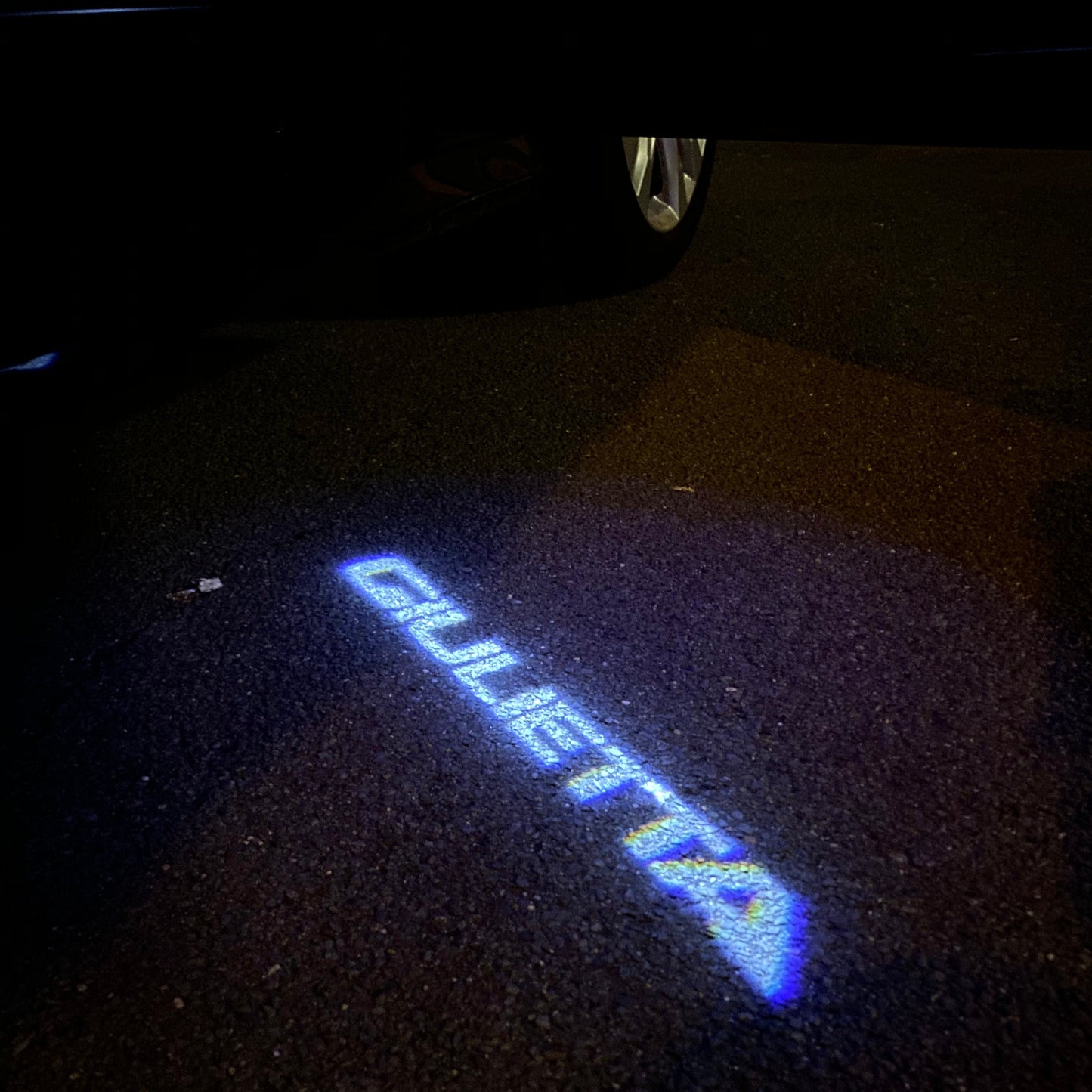 Alfa Romeo Giulietta LOGO PROJECTOT LIGHTS Nr.85 (quantity 1 = 2 Logo Film / 2 door lights)
