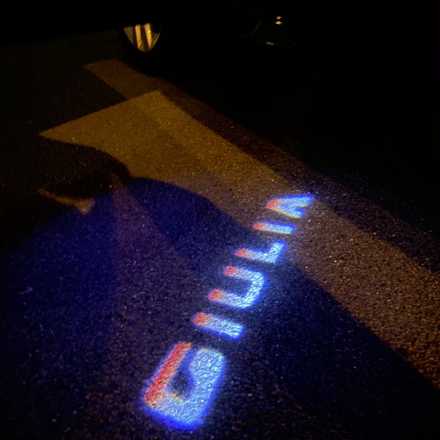 Alfa Romeo GIULIA LOGO PROJECTOT LIGHTS Nr.50 (quantity 1 = 2 Logo Film / 2 door lights)
