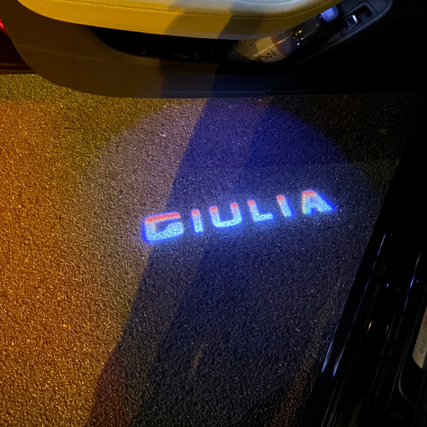 Alfa Romeo GIULIA LOGO PROJECTOT LIGHTS Nr.50 (quantity 1 = 2 Logo Film / 2 door lights)