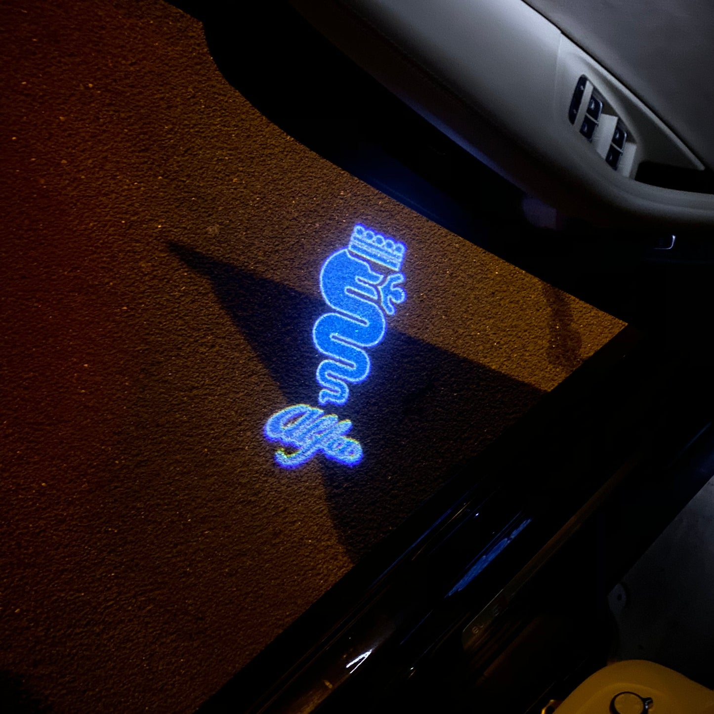 Alfa Romeo Biscione snake LOGO PROJECTOT LIGHTS Nr.61 (quantity 1 = 2 Logo Film / 2 door lights)
