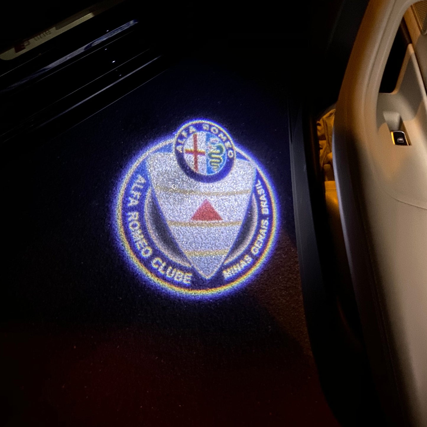 Alfa Romeo ORIGINAL Multicolour Logo PROJECTOT LIGHTS Nr.39 (quantity 1 = 2 Logo Film / 2 door lights)