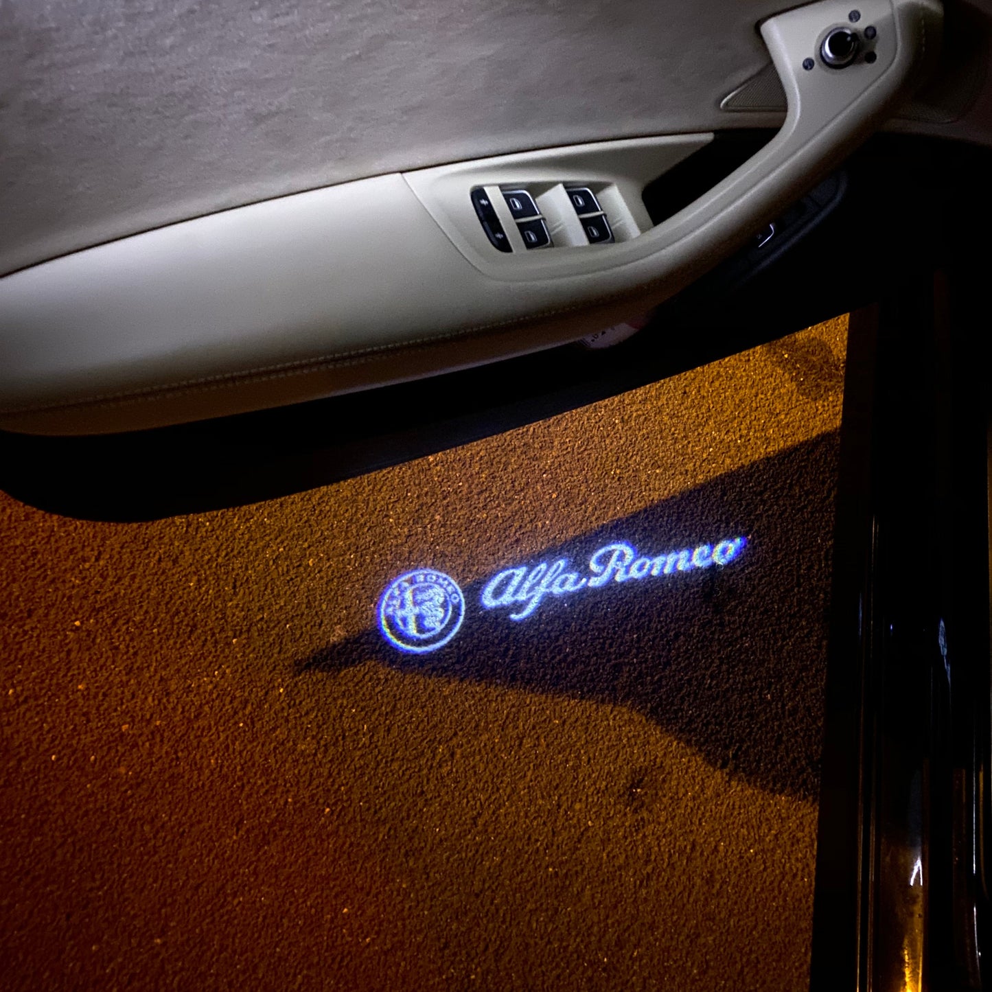 Alfa Romeo WHITE COLOR LOGO PROJECTOT LIGHTS Nr.02 (quantity 1 = 2 Logo Film / 2 door lights)