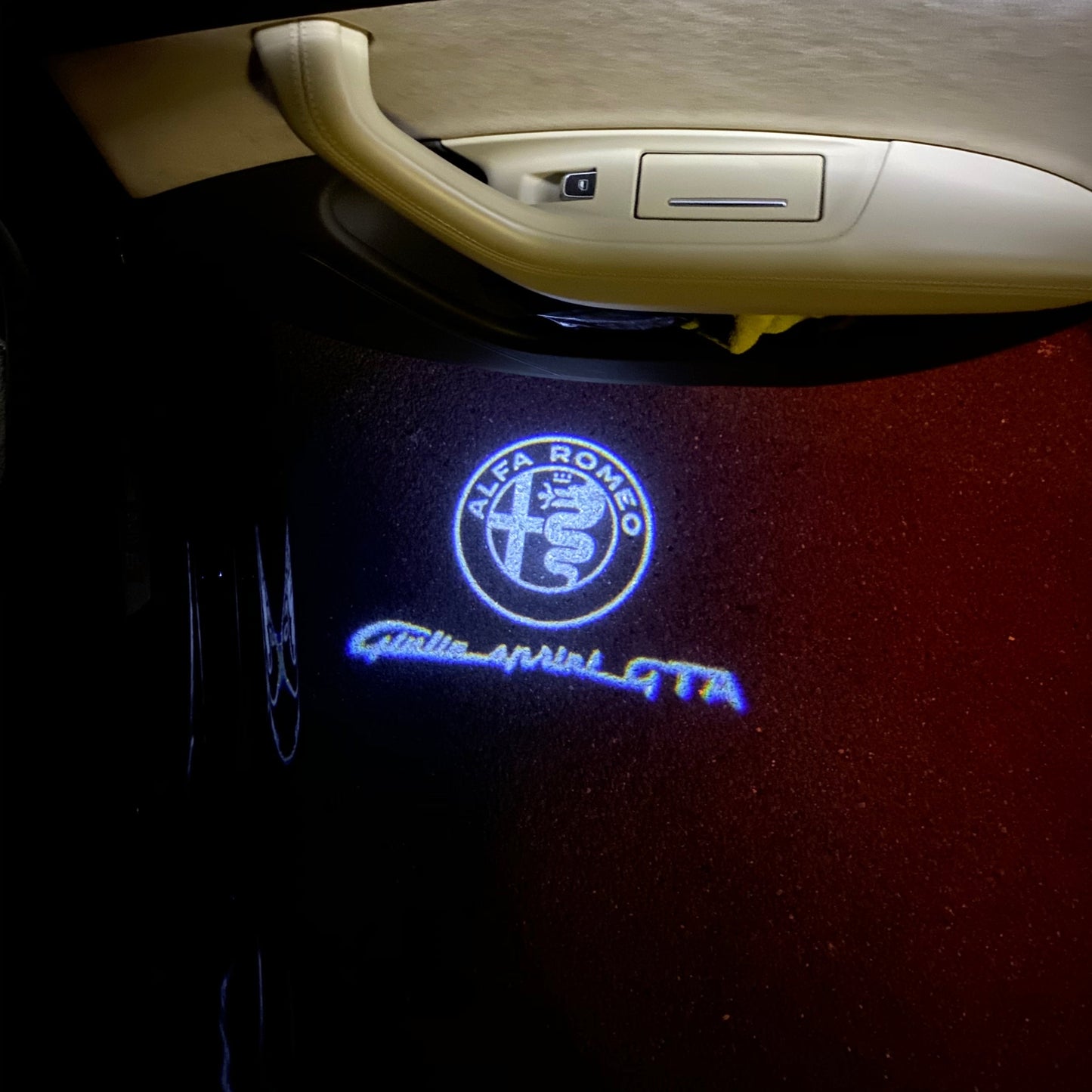 Alfa Romeo Giulietta GTA LOGO PROJECTOT LIGHTS Nr.78 (quantity 1 = 2 Logo Film / 2 door lights)