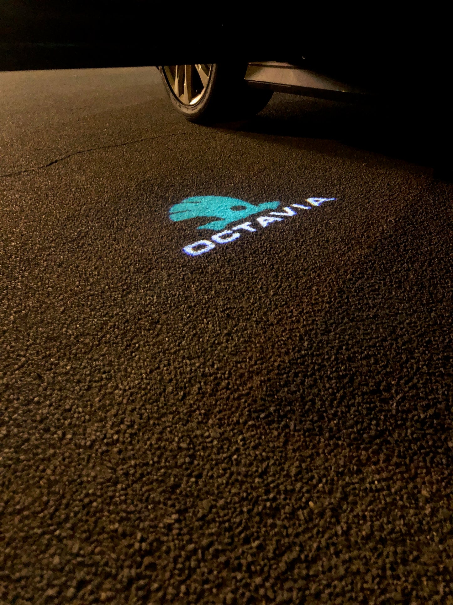 SKODA OCTAVIA LOGO PROJECTOT LIGHTS Nr.78 (quantity 1 = 2 Logo Film / 2 door lights)