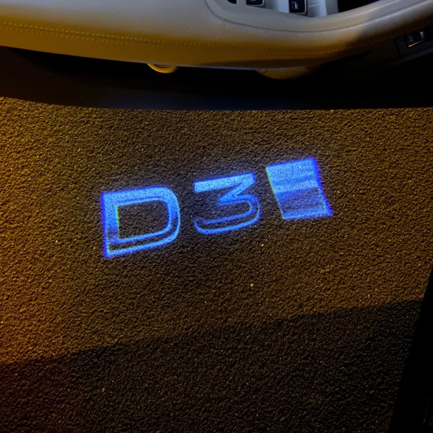 Volvo D 3 LOGO PROJECROTR LIGHTS Nr.129 (quantity 1 = 2 Logo Film / 2 door lights)
