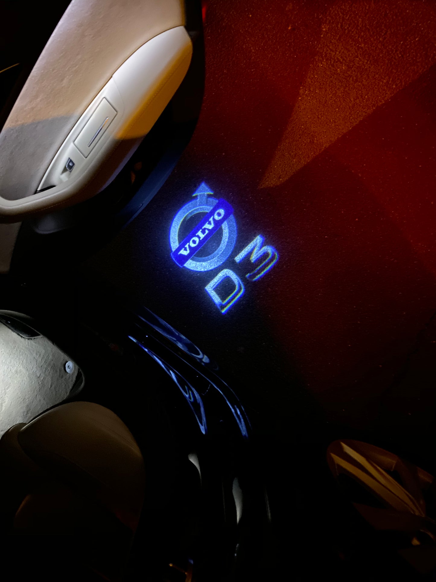 Volvo D3 LOGO PROJECROTR LIGHTS Nr.26 (quantity 1 = 2 Logo Film / 2 door lights)