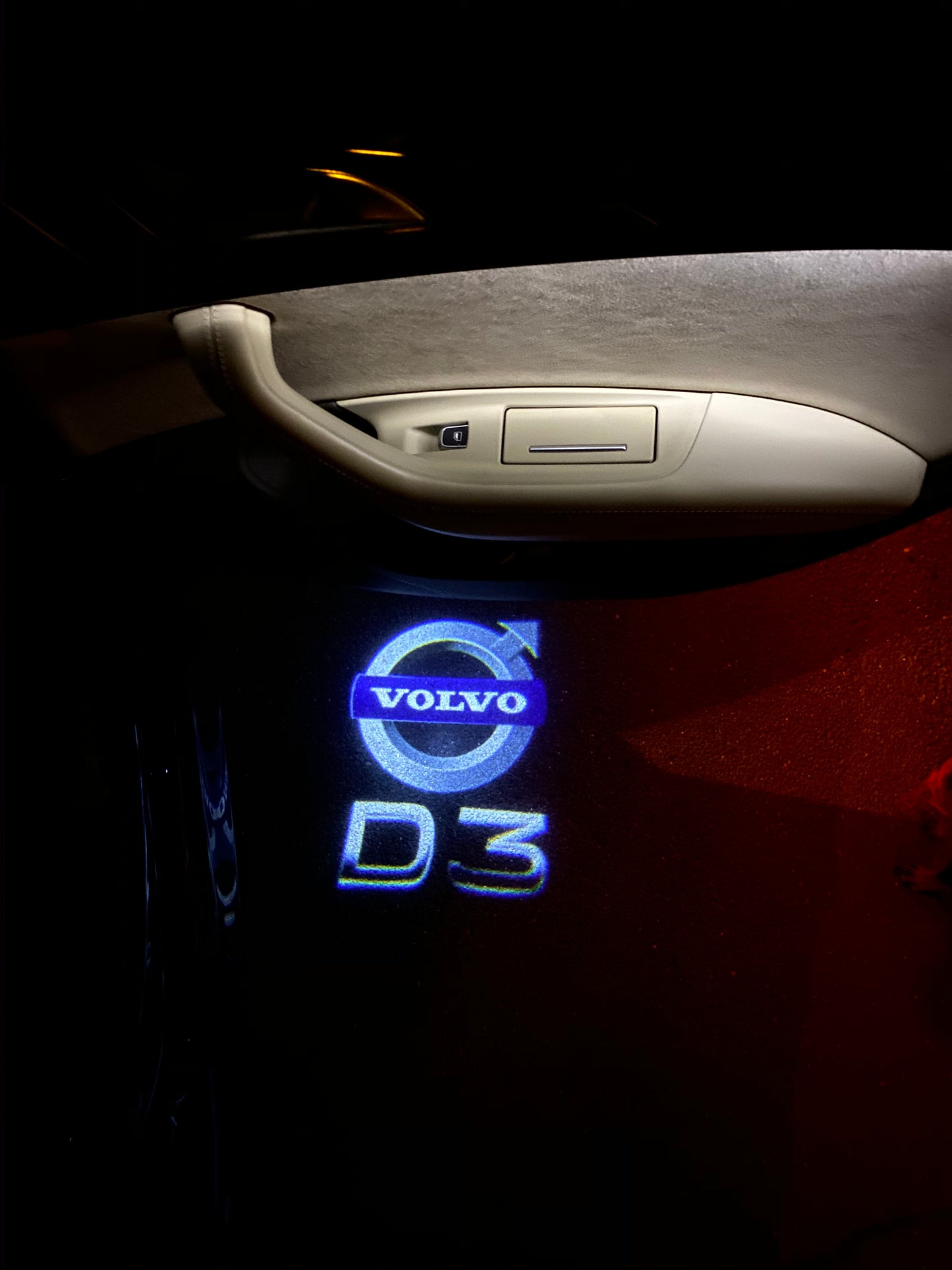 Volvo D3 LOGO PROJECROTR LIGHTS Nr.26 (quantity 1 = 2 Logo Film / 2 door lights)
