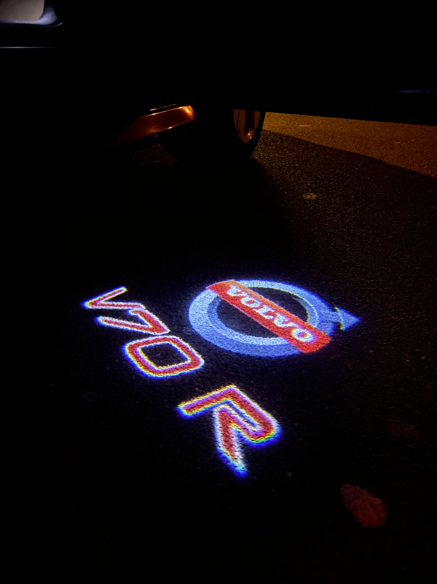 Volvo V70 R LOGO PROJECROTR LIGHTS Nr.20 (quantity 1 = 2 Logo Film / 2 door lights)