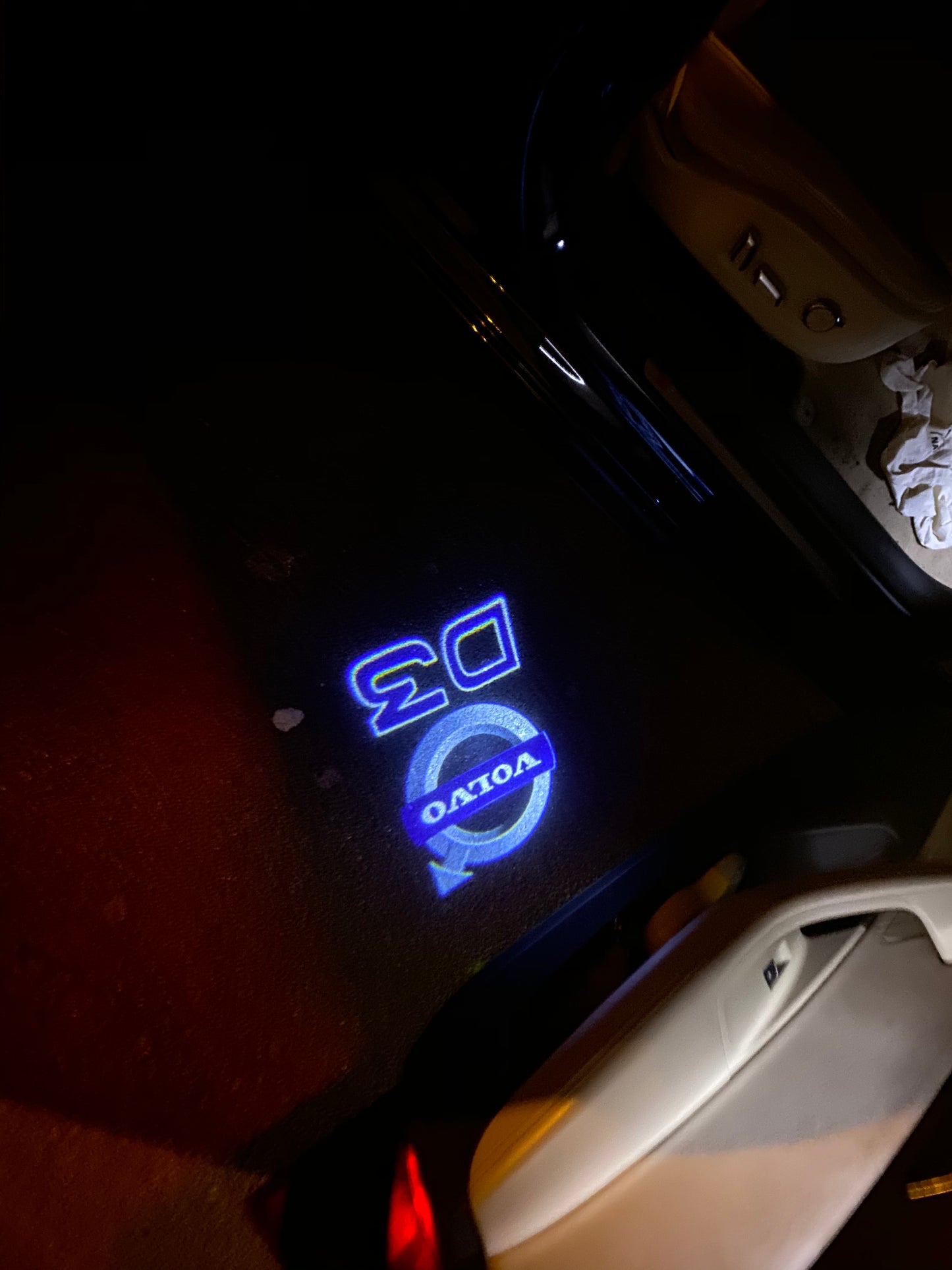 Volvo D3 LOGO PROJECROTR LIGHTS Nr.26 (quantity 1 = 2 Logo Film / 2 door lights)