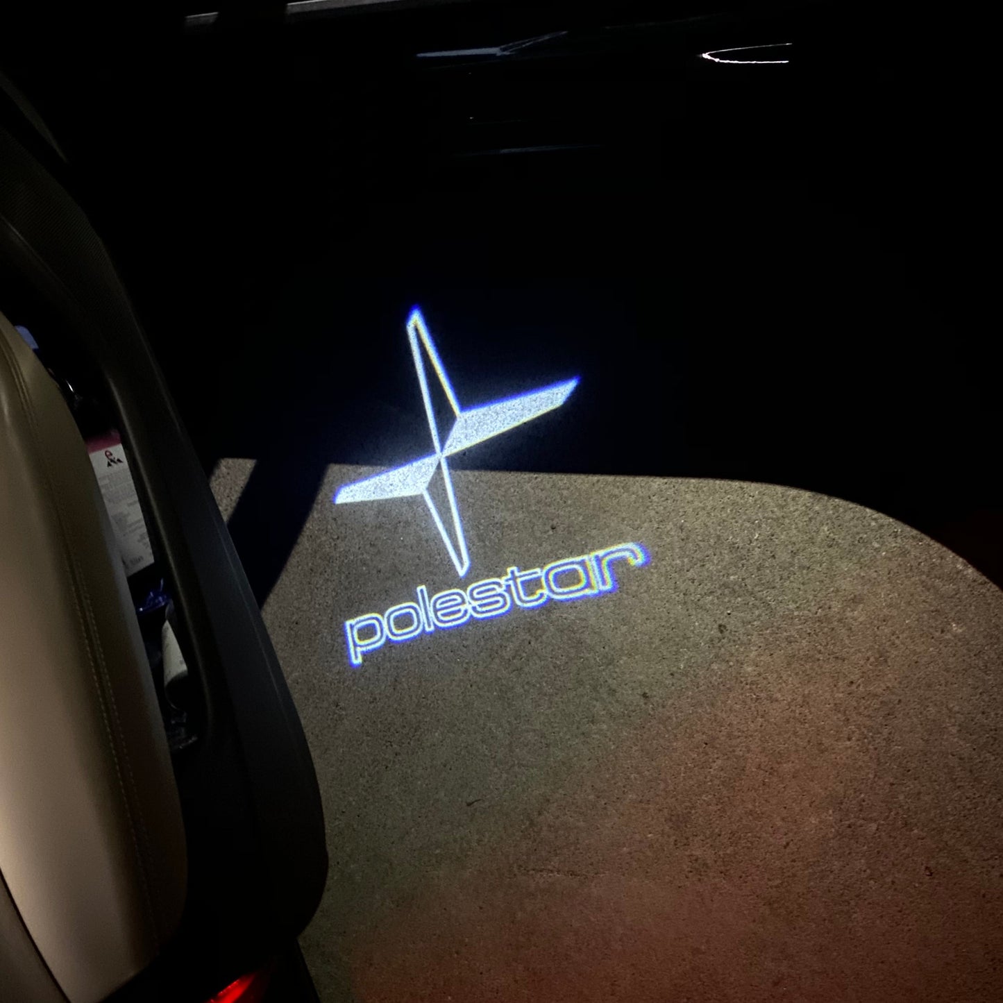 POLESTAR LOGO PROJECROTR LIGHTS Nr.132 (quantity 1 = 2 Logo Film / 2 door lights)