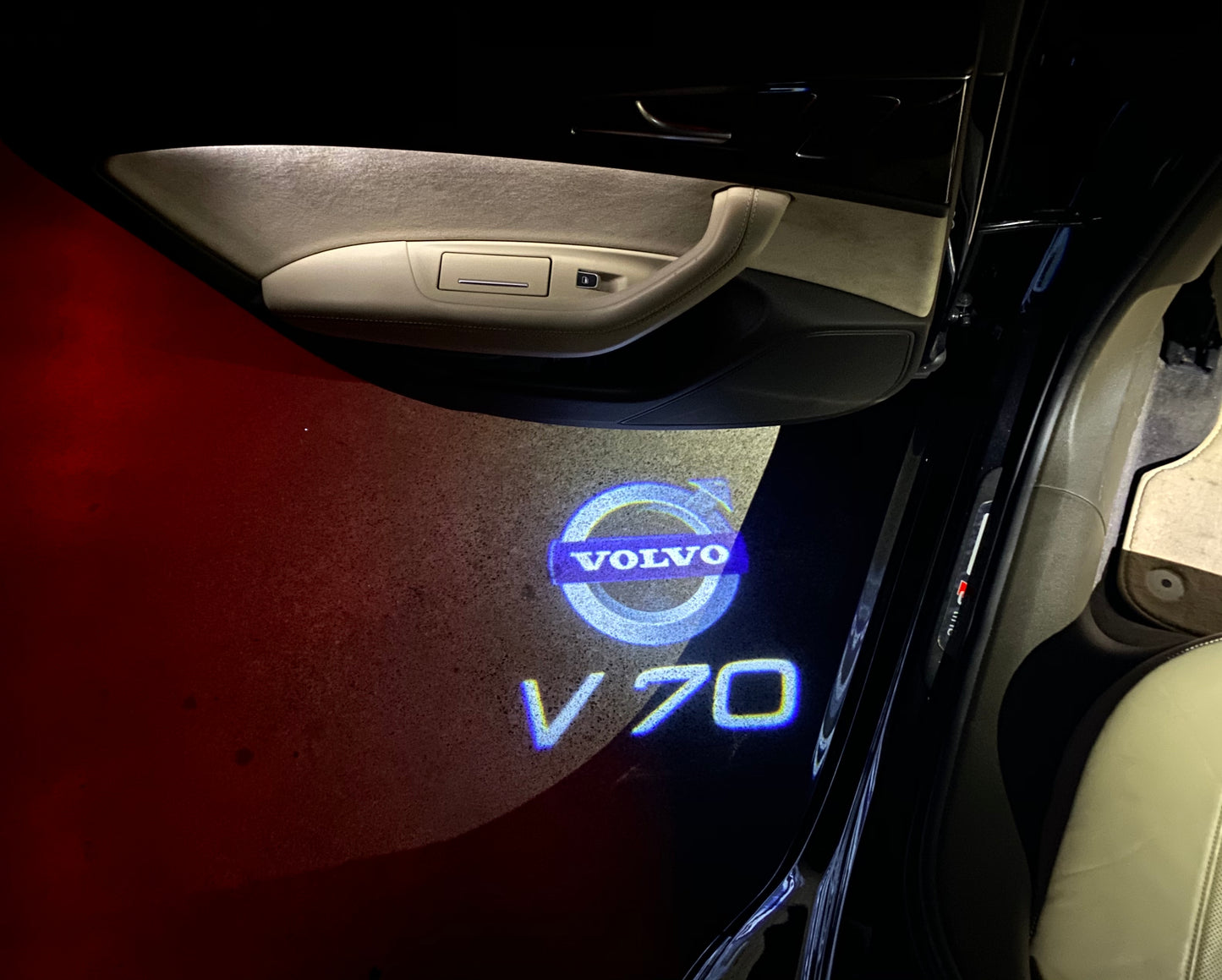 Volvo V 70 LOGO PROJECROTR LIGHTS Nr.23 (quantity 1 = 2 Logo Film / 2 door lights)