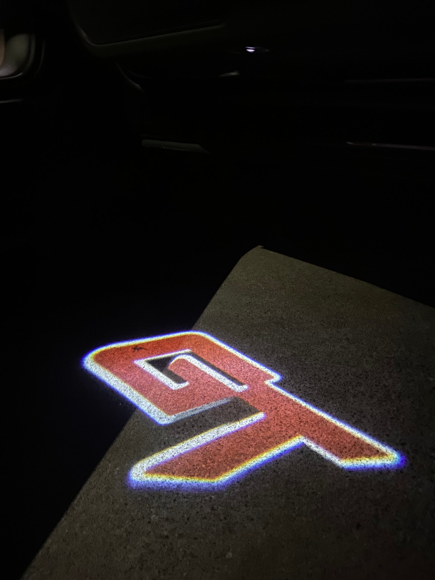 Volvo GT LOGO PROJECROTR LIGHTS Nr.112 (quantity 1 = 2 Logo Film / 2 door lights)