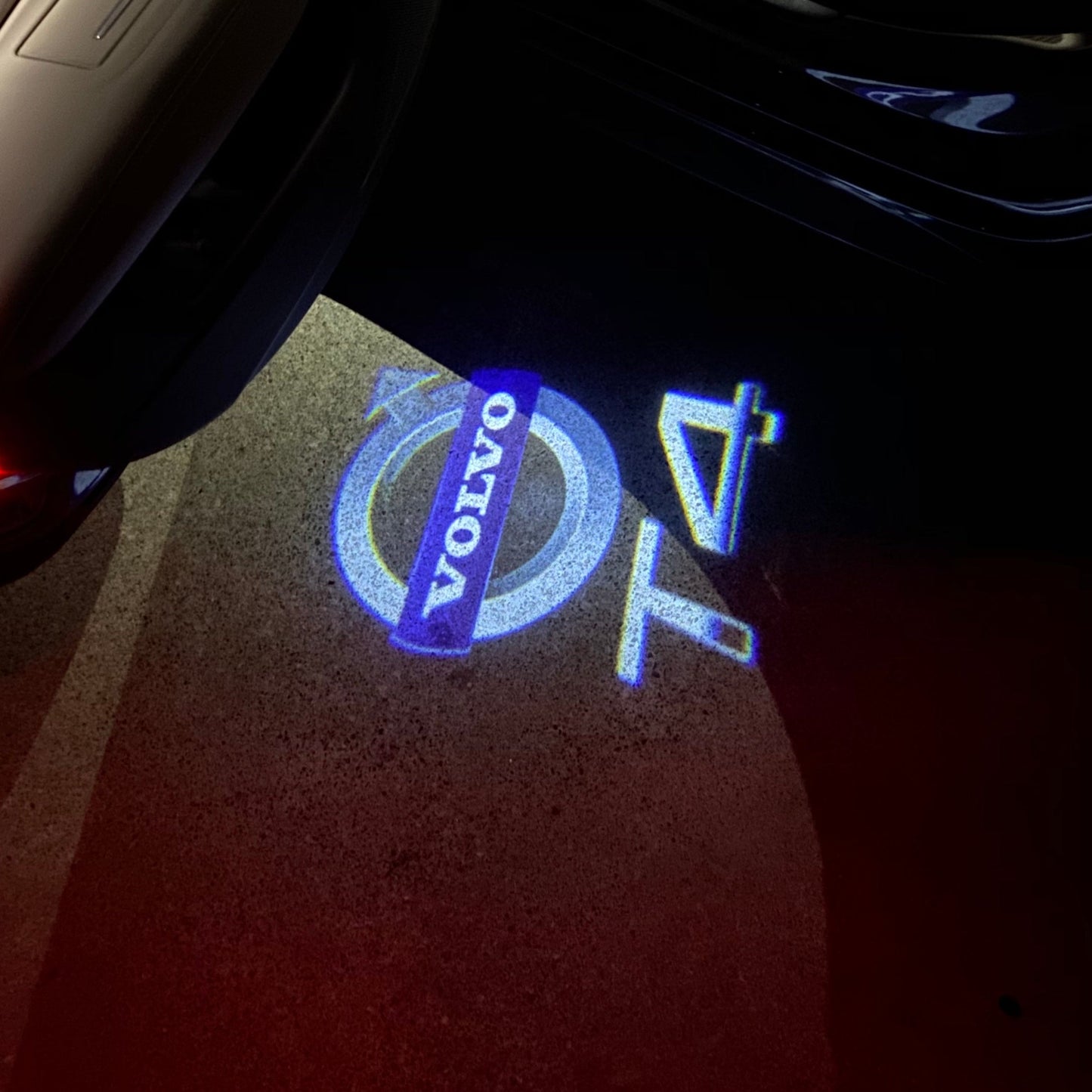 Volvo T4 LOGO PROJECROTR LIGHTS Nr.14 (quantity 1 = 2 Logo Film / 2 door lights)