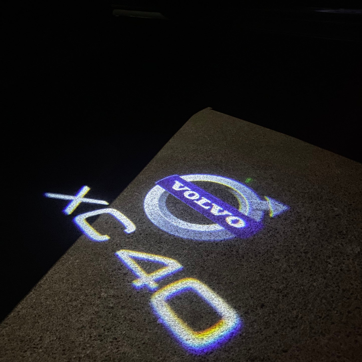 Volvo XC40 LOGO PROJECROTR LIGHTS Nr.31 (quantity 1 = 2 Logo Film / 2 door lights)