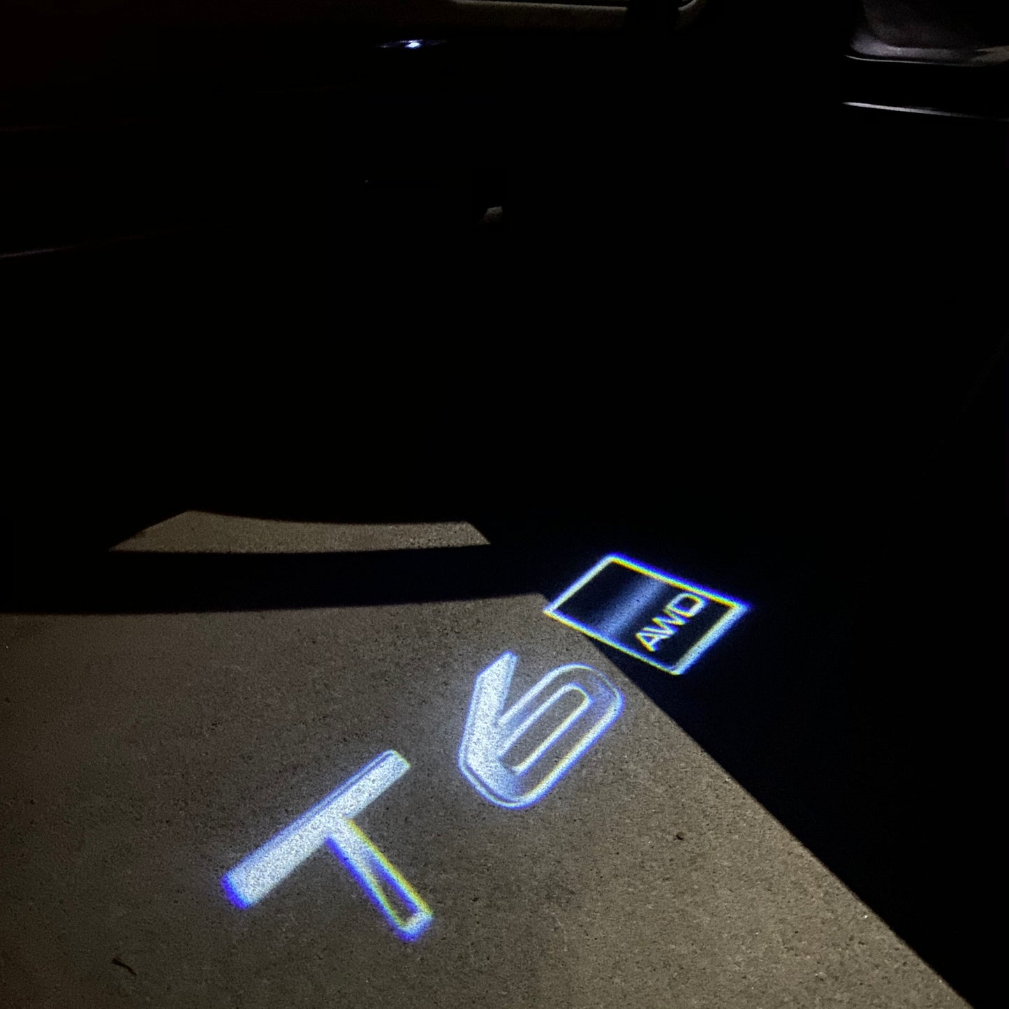 Volvo T 6 LOGO PROJECROTR LIGHTS Nr.128 (quantity 1 = 2 Logo Film / 2 door lights)