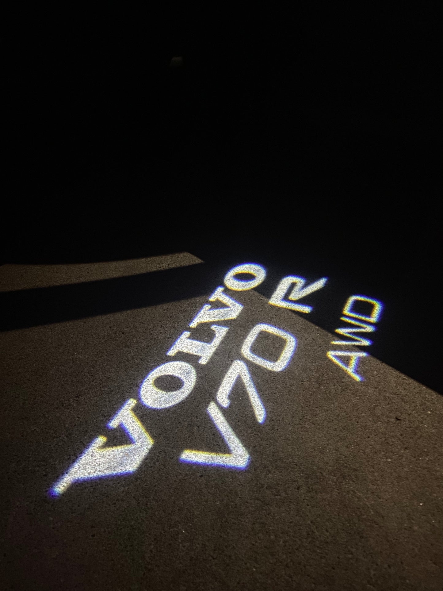 Volvo V 70 LOGO PROJECROTR LIGHTS Nr.105 (quantity 1 = 2 Logo Film / 2 door lights)