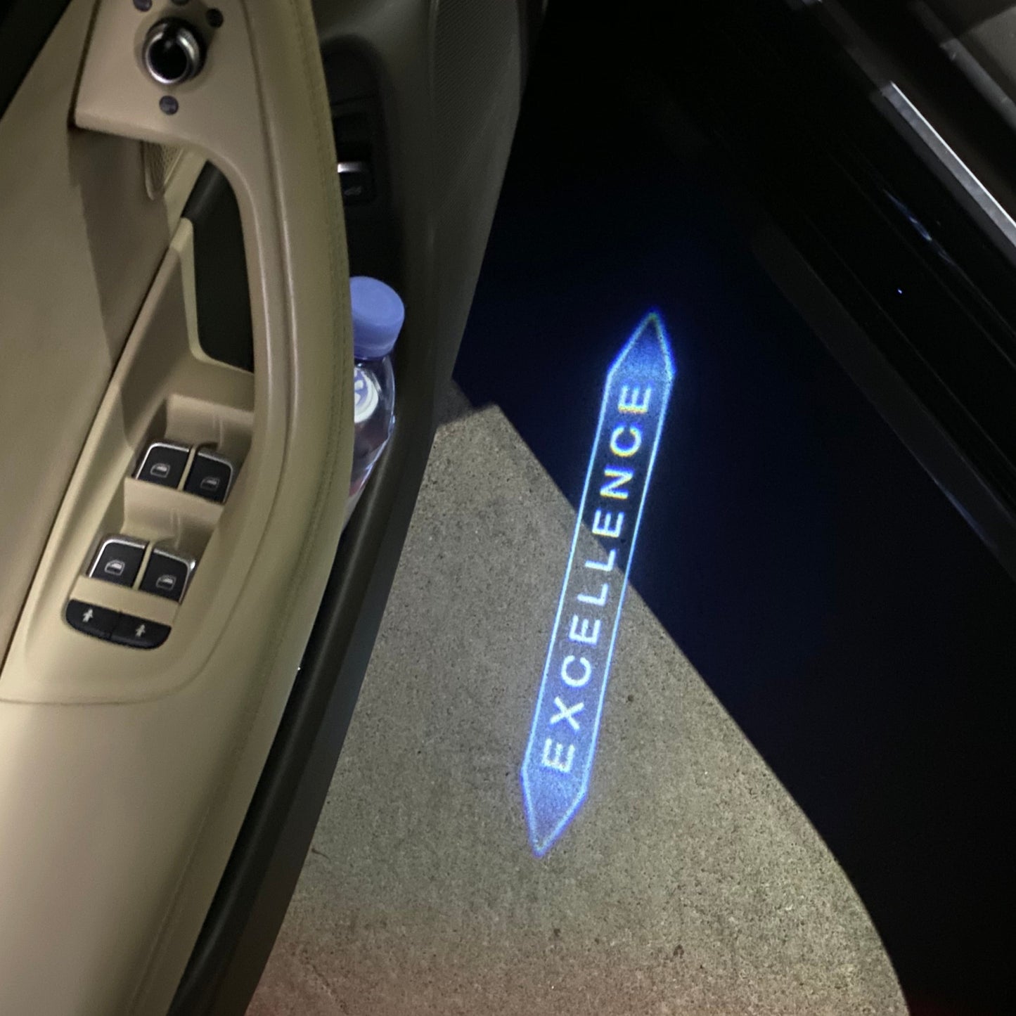 Volvo EXCELLENCE LOGO PROJECROTR LIGHTS Nr.94 (quantity 1 = 2 Logo Film / 2 door lights)