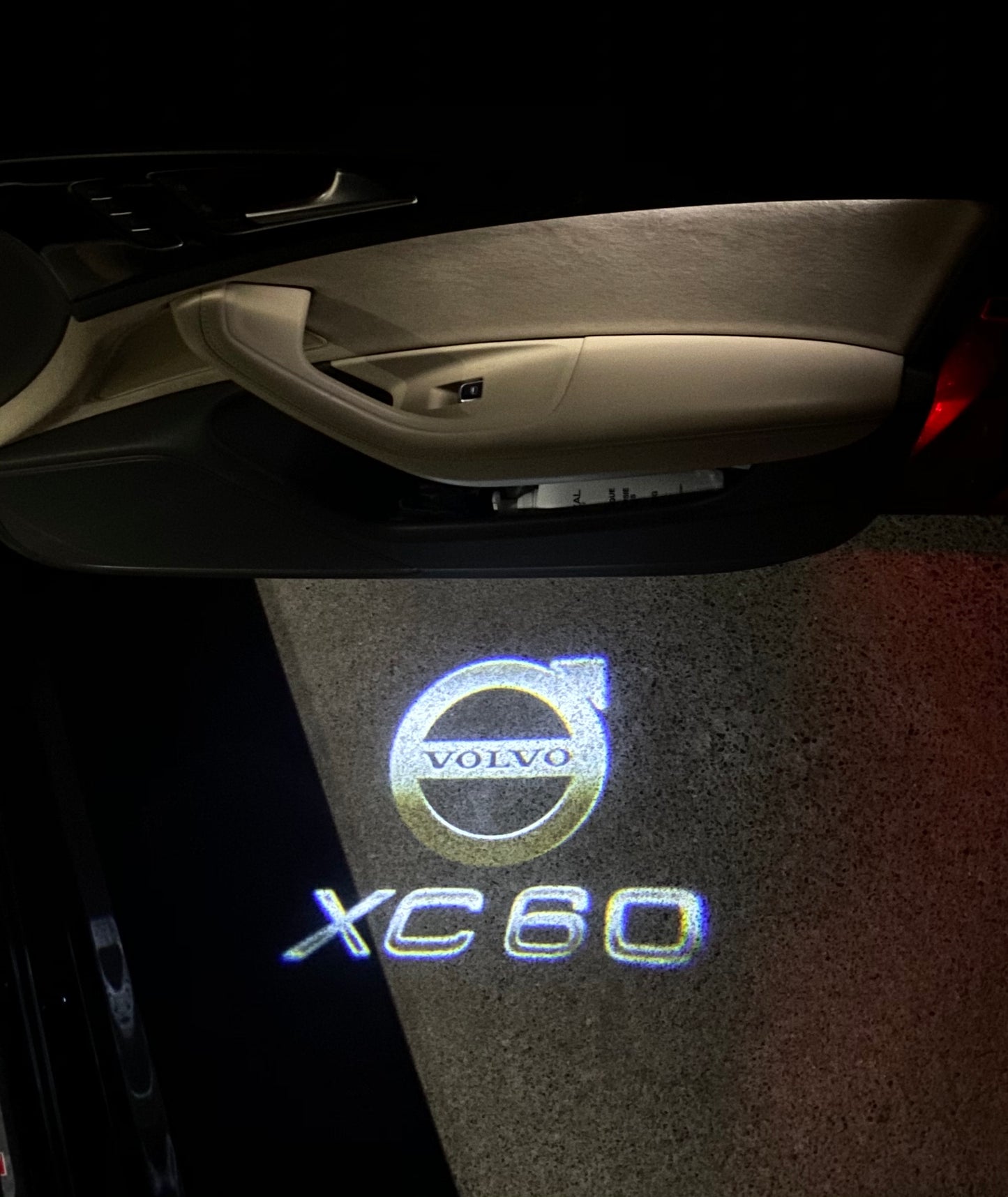 Volvo XC 60 LOGO PROJECROTR LIGHTS Nr.124 (quantity 1 = 2 Logo Film / 2 door lights)