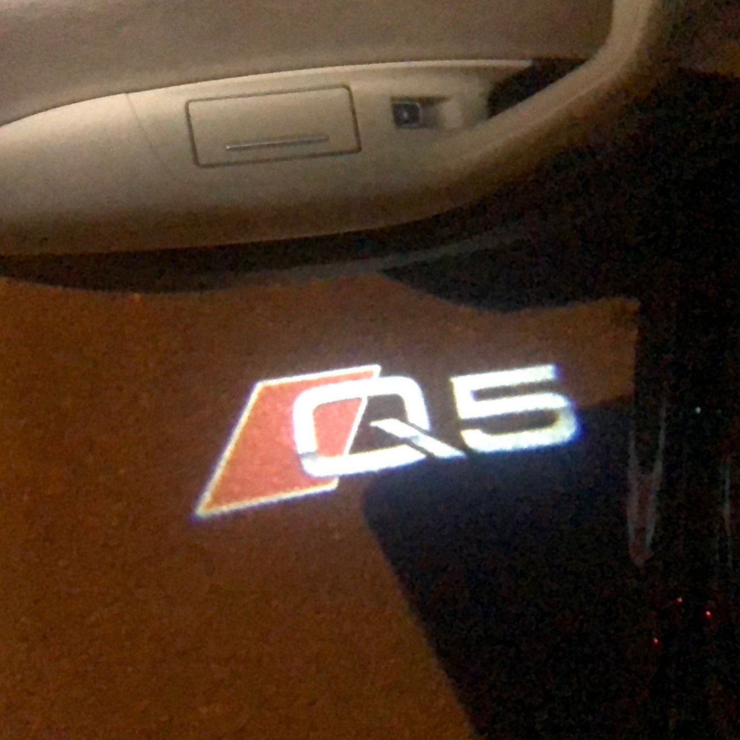 AUDI Q5 LOGO PROJECTOT LIGHTS Nr.78 (quantity 1 = 2 Logo Films /2 door lights)