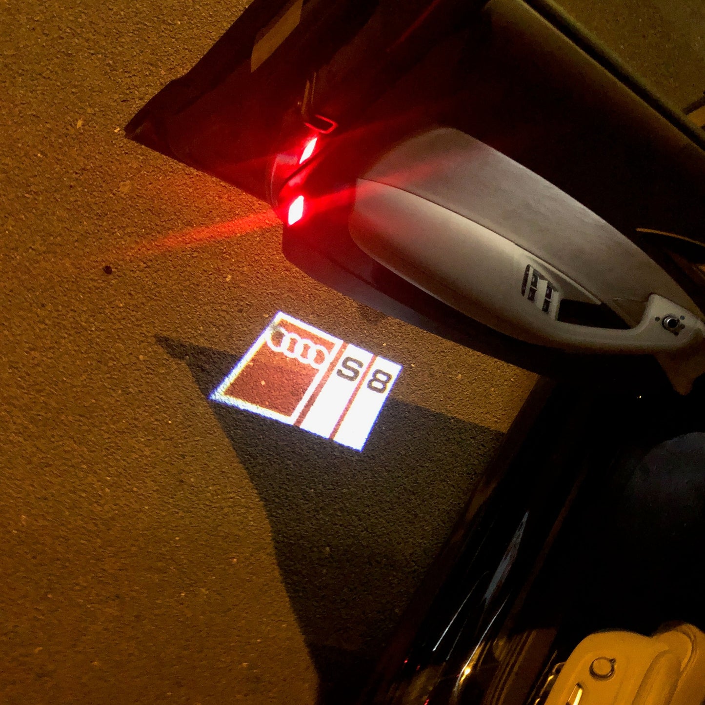 AUDI S8 LOGO PROJECTOT LIGHTS Nr.149 (quantity 1 = 2 Logo Films /2 door lights)