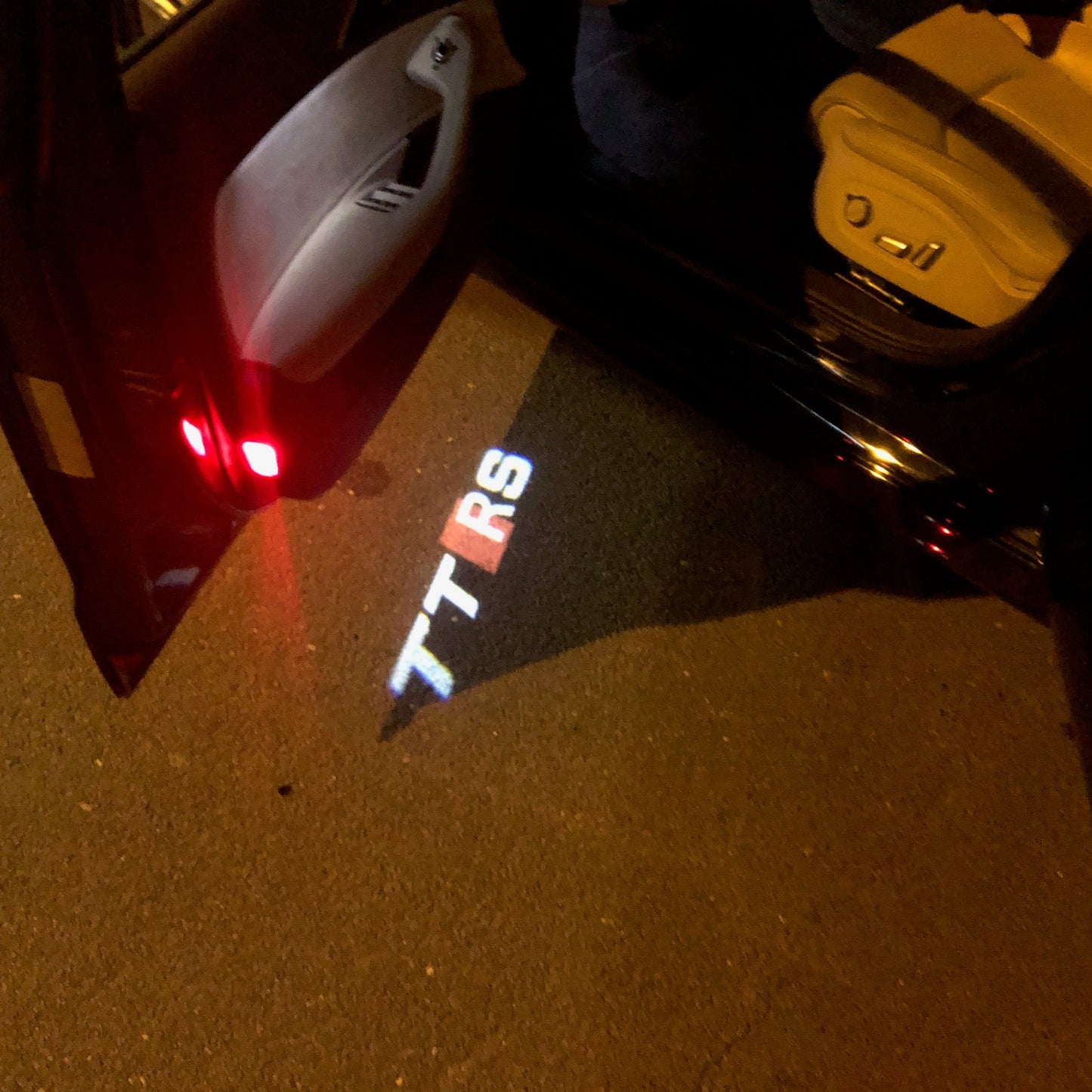 AUDI TTRS LOGO PROJECROTR LIGHTS Nr.22 (quantity 1 = 2 Logo Films /2 door lights)