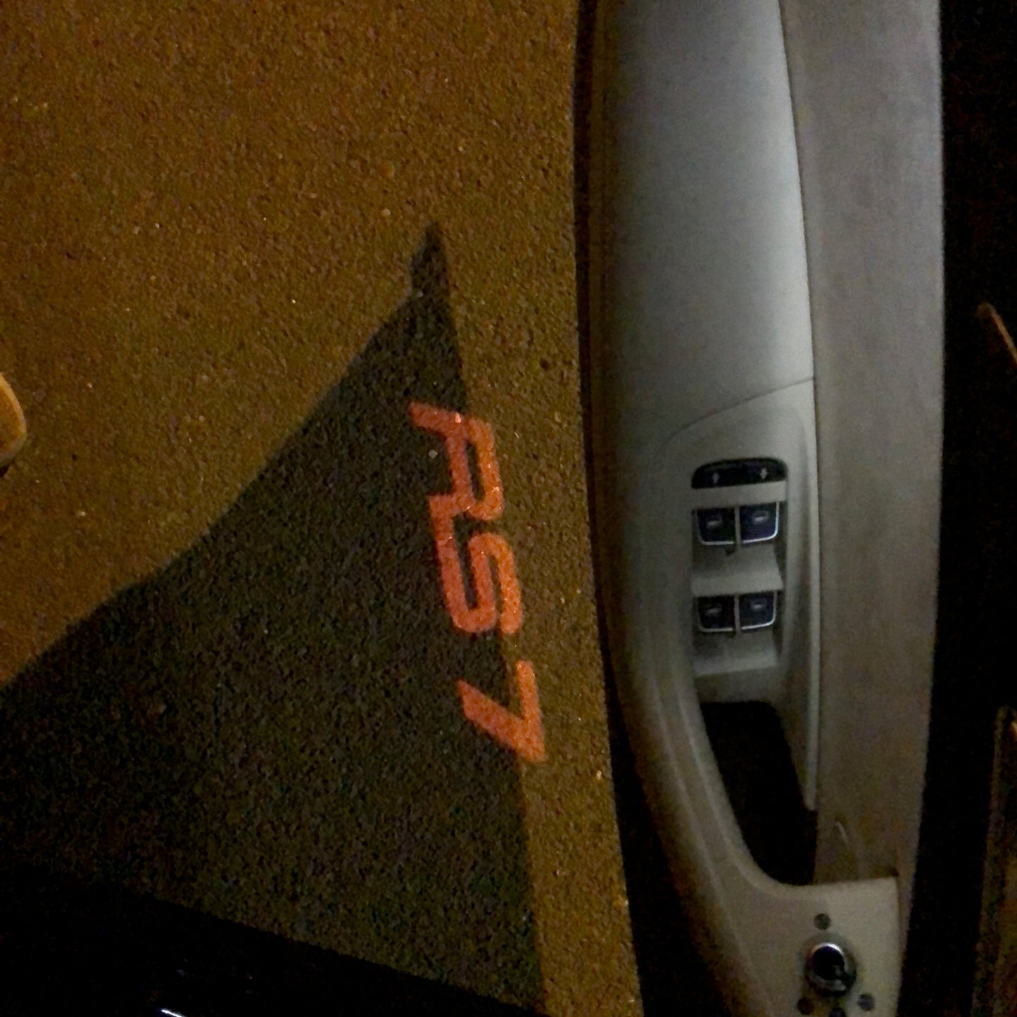 AUDI RS7 LOGO PROJECTOT LIGHTS Nr.142 (quantity 1 = 2 Logo Films /2 door lights)