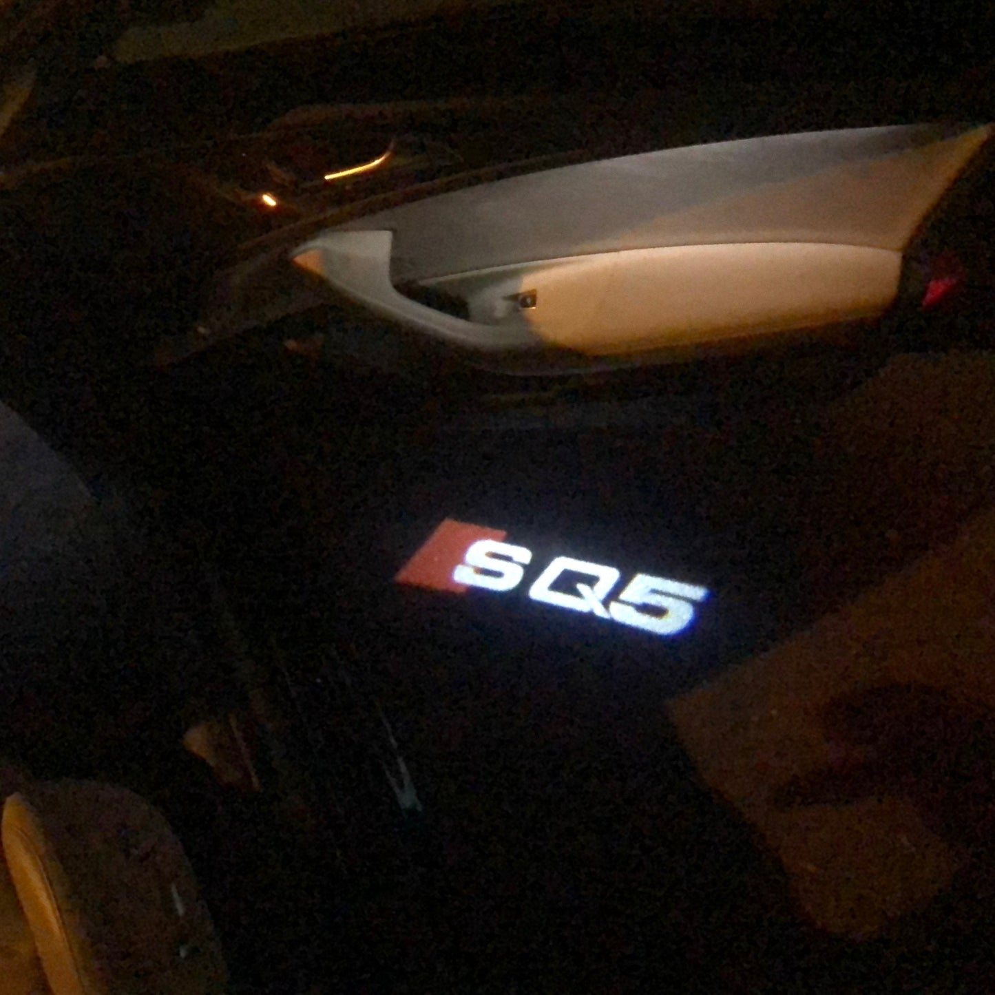 AUDI SQ5 LOGO PROJECTOT LIGHTS Nr.58 (quantity 1 = 2 Logo Films /2 door lights)