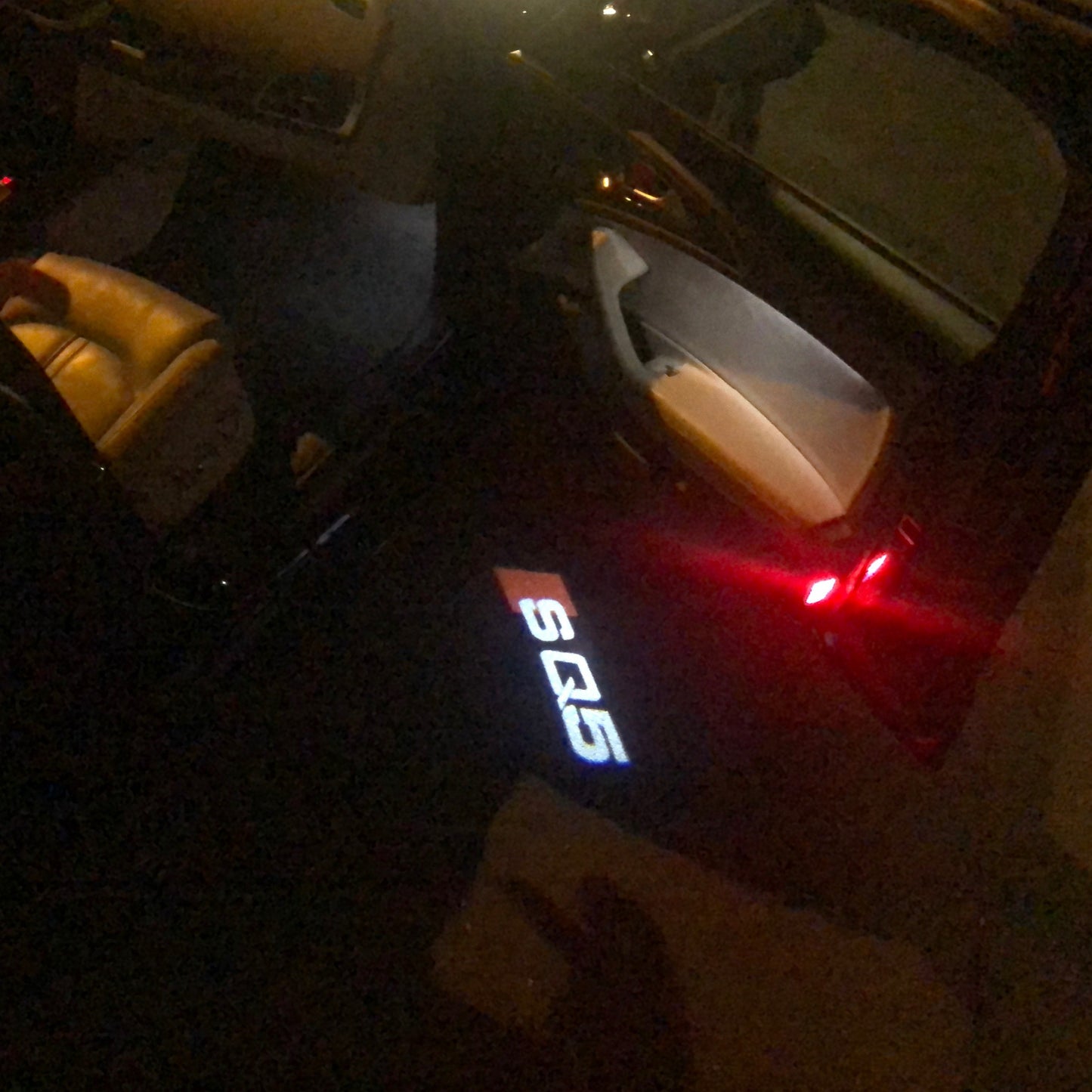 AUDI SQ5 LOGO PROJECTOT LIGHTS Nr.58 (quantity 1 = 2 Logo Films /2 door lights)