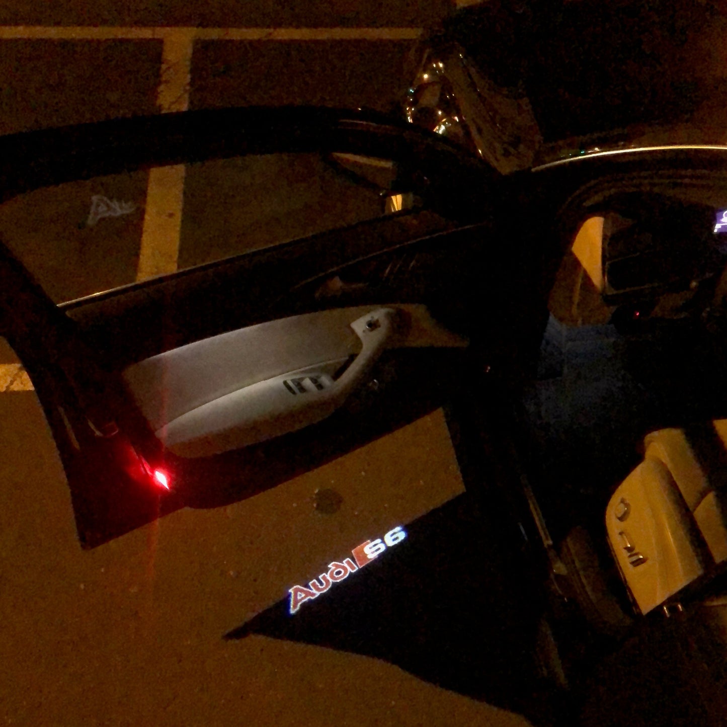 AUDI S6 LOGO PROJECTOT LIGHTS Nr.92 (quantity 1 = 2 Logo Films /2 door lights)