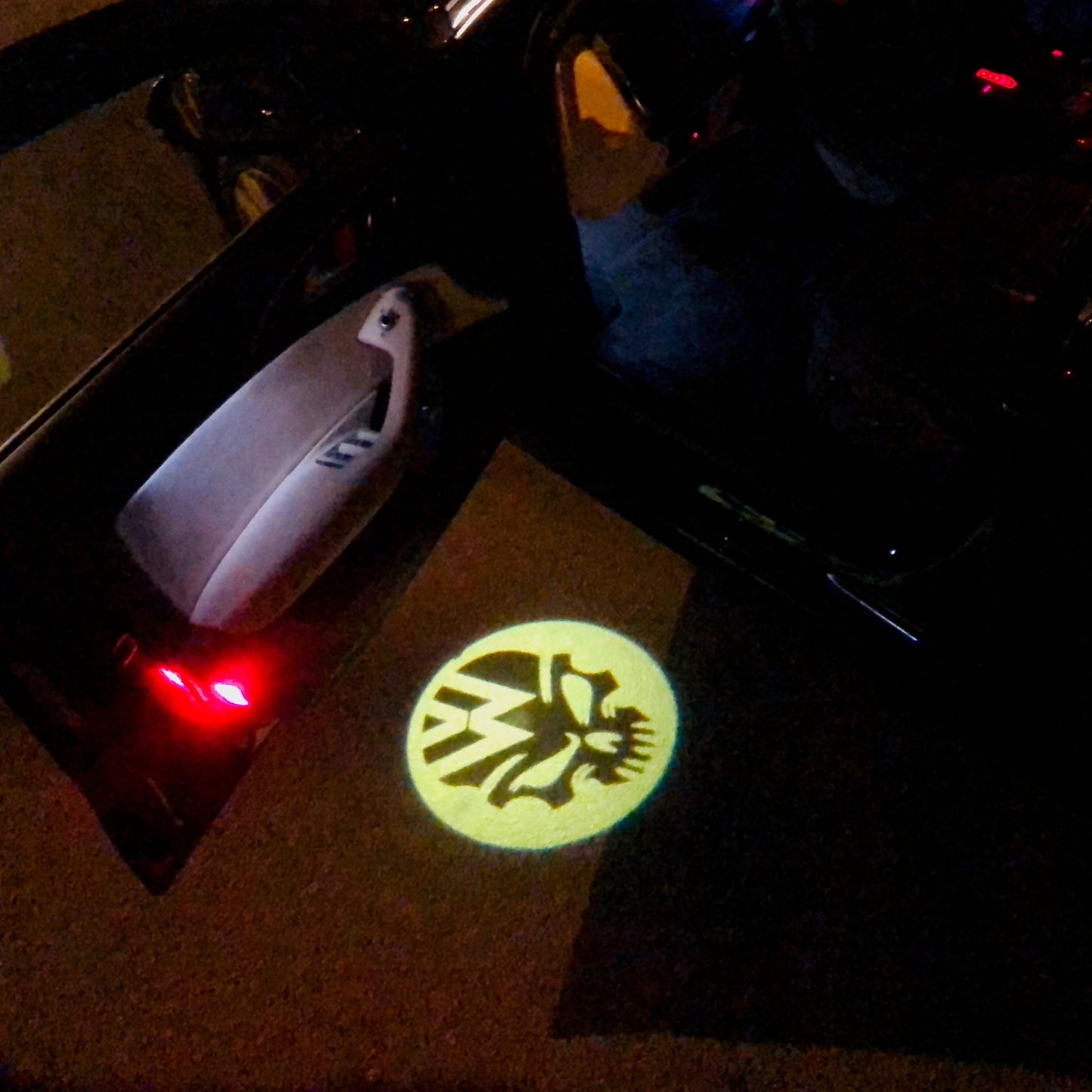 Volkswagen Door lights Skull Logo Nr. 15 (quantity 1 = 2 Logo Films /2 door lights)