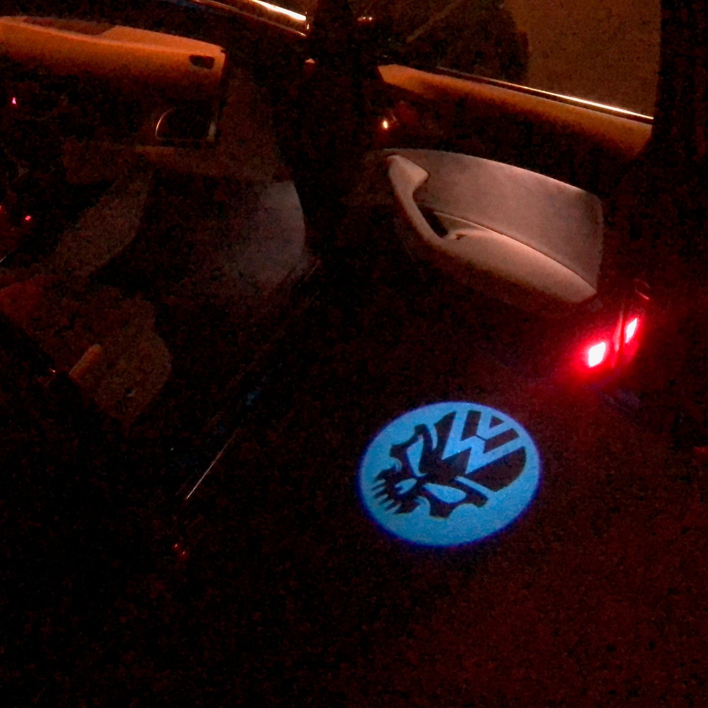 Volkswagen Door lights Skull Logo Nr. 17 (quantity 1 = 2 Logo Films /2 door lights)