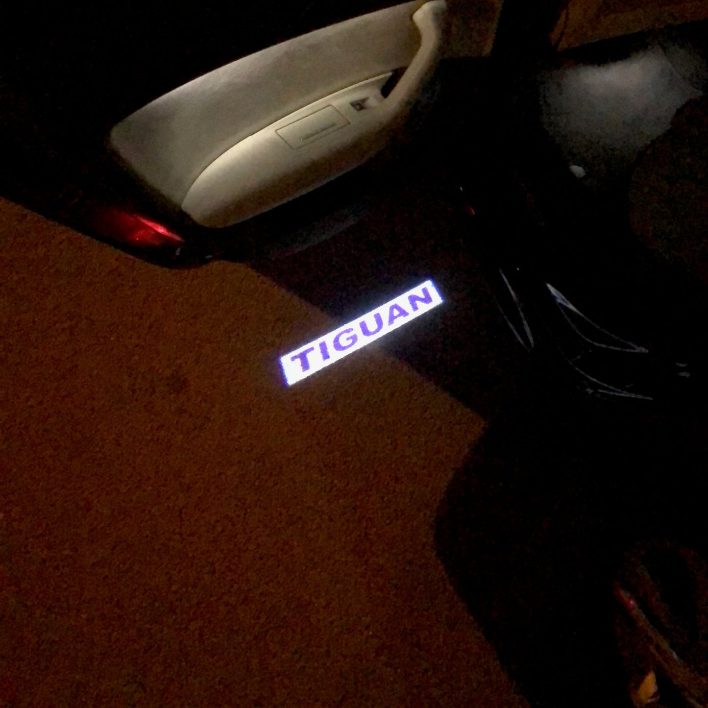 Volkswagen Door lights TIGUAN Logo Nr. 25 ( quantity 1 = 2 Logo film / 2 door lights)