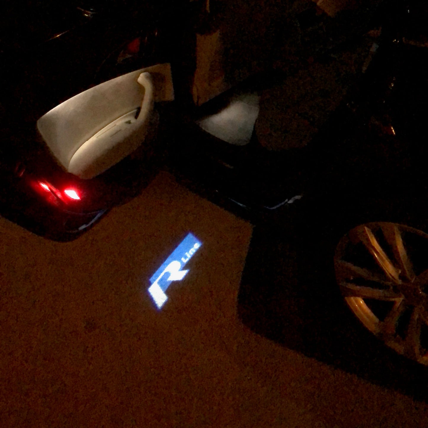 Volkswagen Door lights R LINE Logo Nr. 53 (quantity 1 = 2 Logo Films /2 door lights)