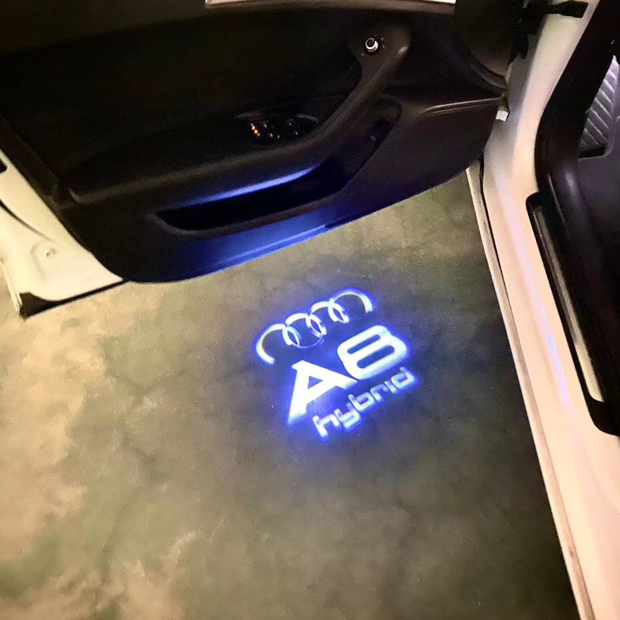 AUDI A8 LOGO PROJECTOT LIGHTS Nr.46B5(quantity 1 = 2 Logo Films /2 door lights）