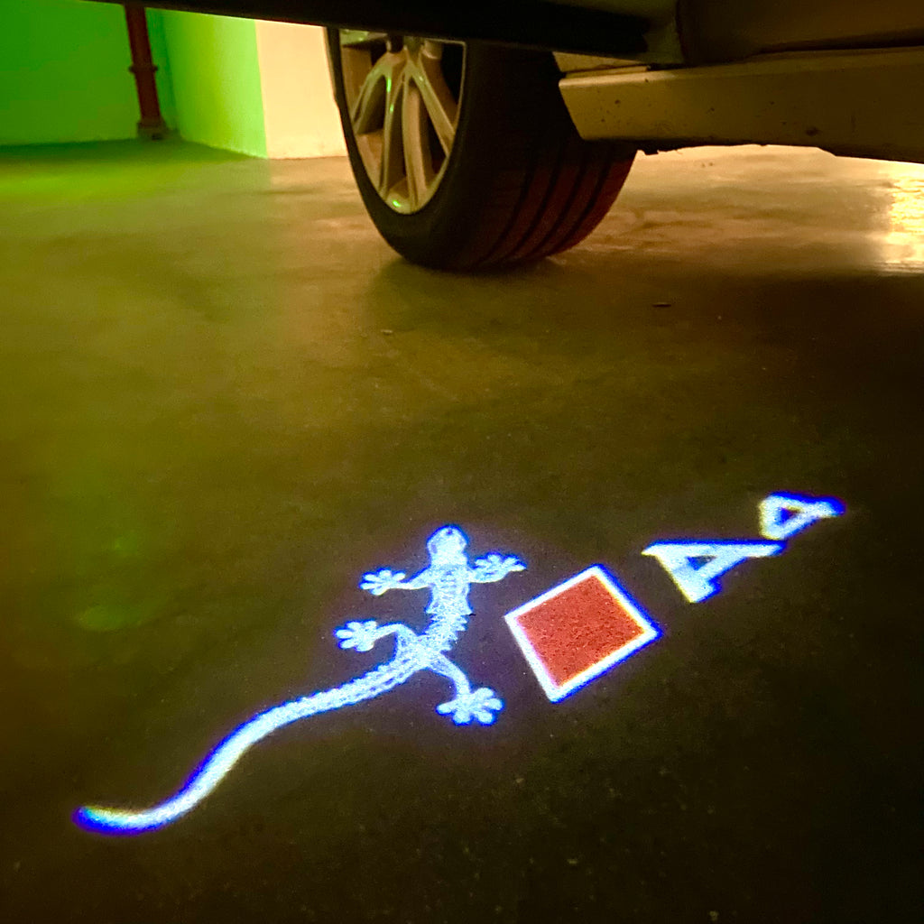 AUDI  A4 LOGO PROJECTOT LIGHTS  (quantity 1 = 2 Logo Films /2 door lights）Nr.12B99