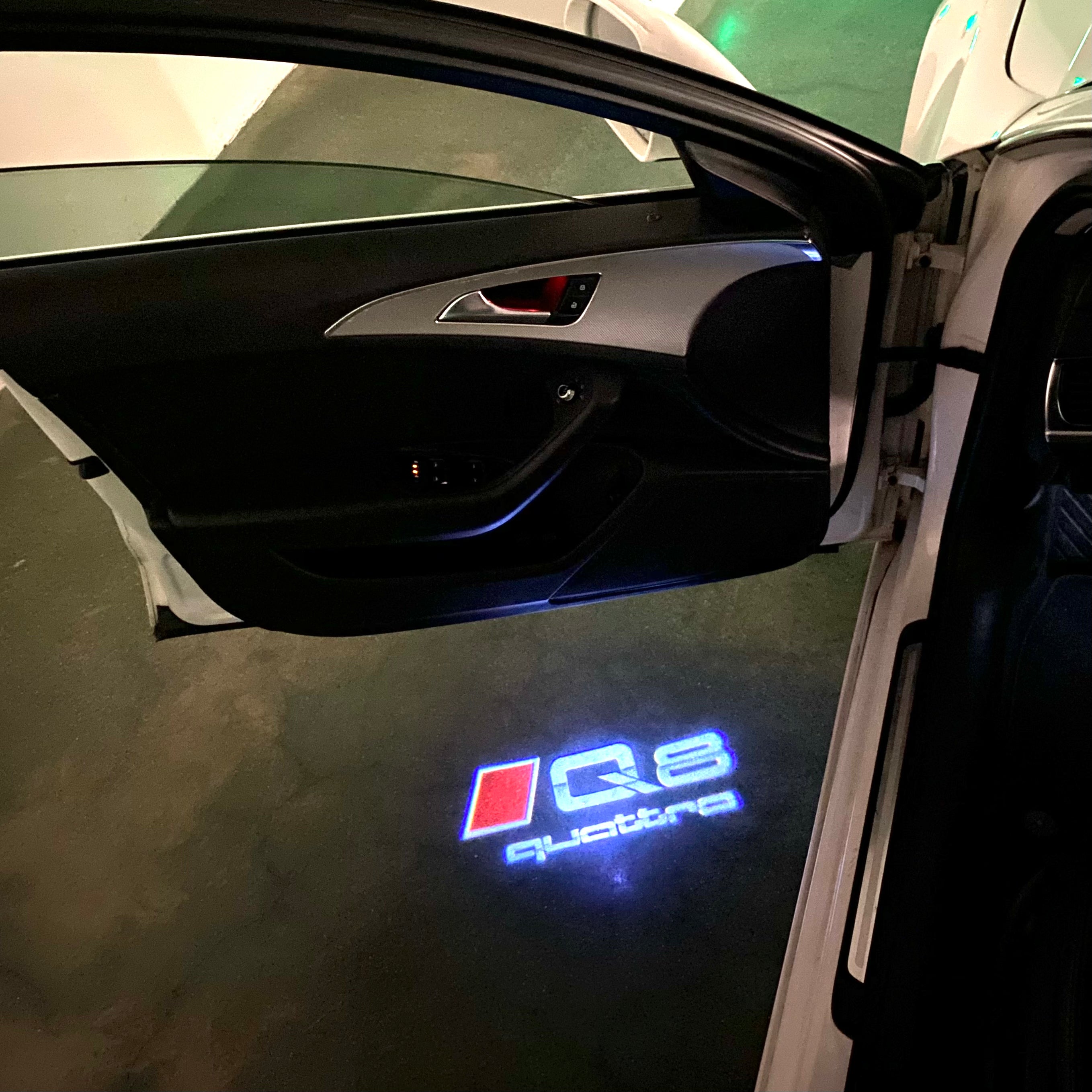 AUDI  Q8 LOGO PROJECTOT LIGHTS  (quantity 1 = 2 Logo Films /2 door lights）Nr.12B34