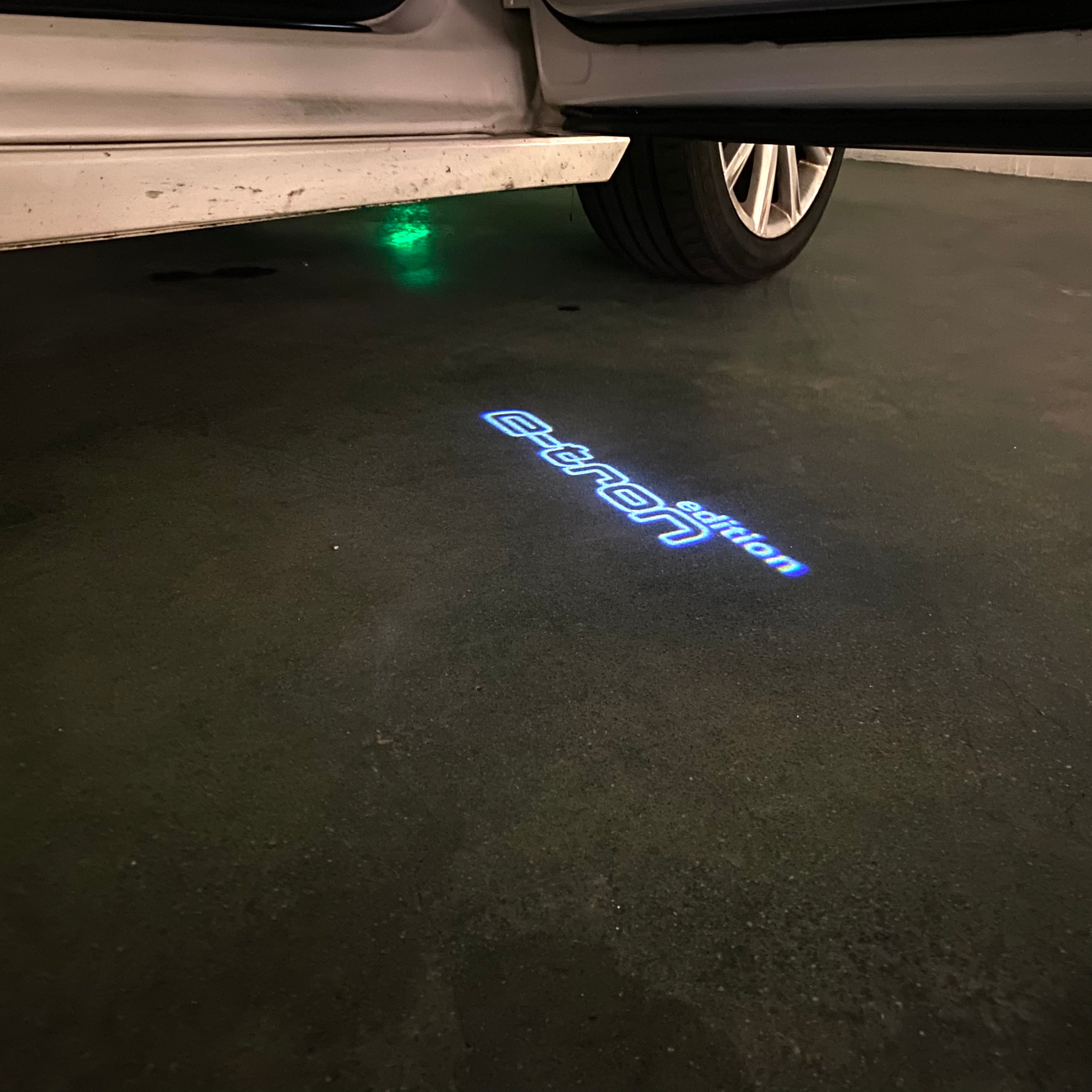 AUDI  E-TRON LOGO PROJECTOT LIGHTS Nr.371a6