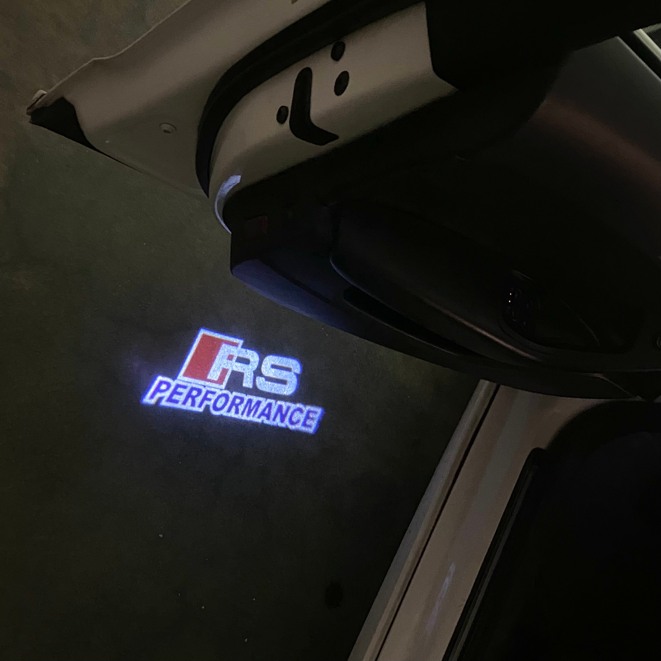 AUDI  RS LOGO PROJECTOT LIGHTS  (quantity 1 = 2 Logo Films /2 door lights）Nr.12B66