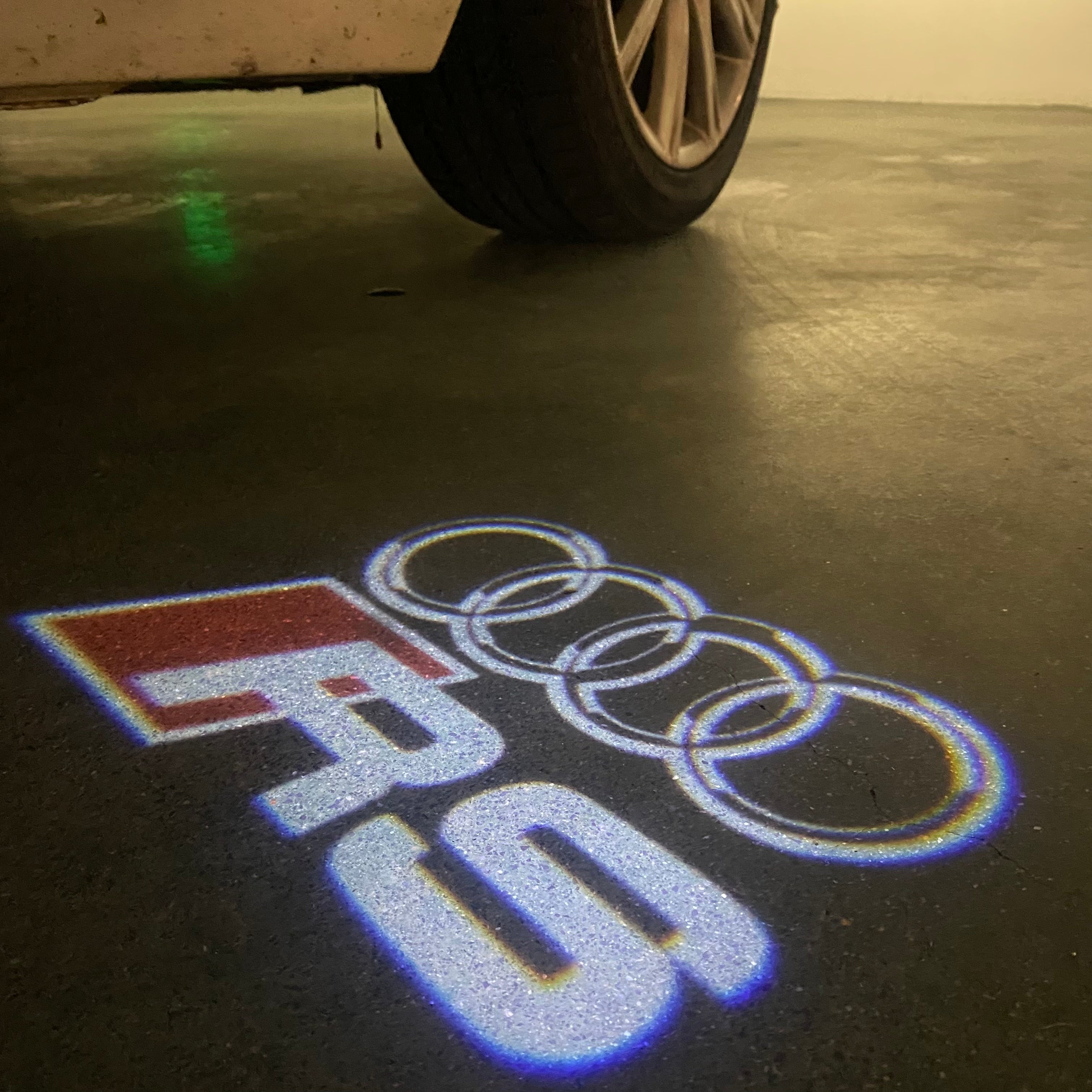 AUDI  RS LOGO PROJECTOT LIGHTS  (quantity 1 = 2 Logo Films /2 door lights）Nr.12B35