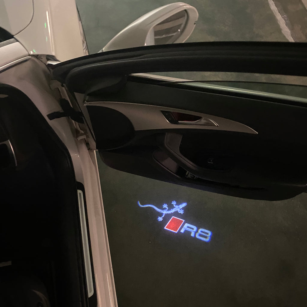 AUDI  R8 LOGO PROJECTOT LIGHTS  (quantity 1 = 2 Logo Films /2 door lights）Nr.12B25