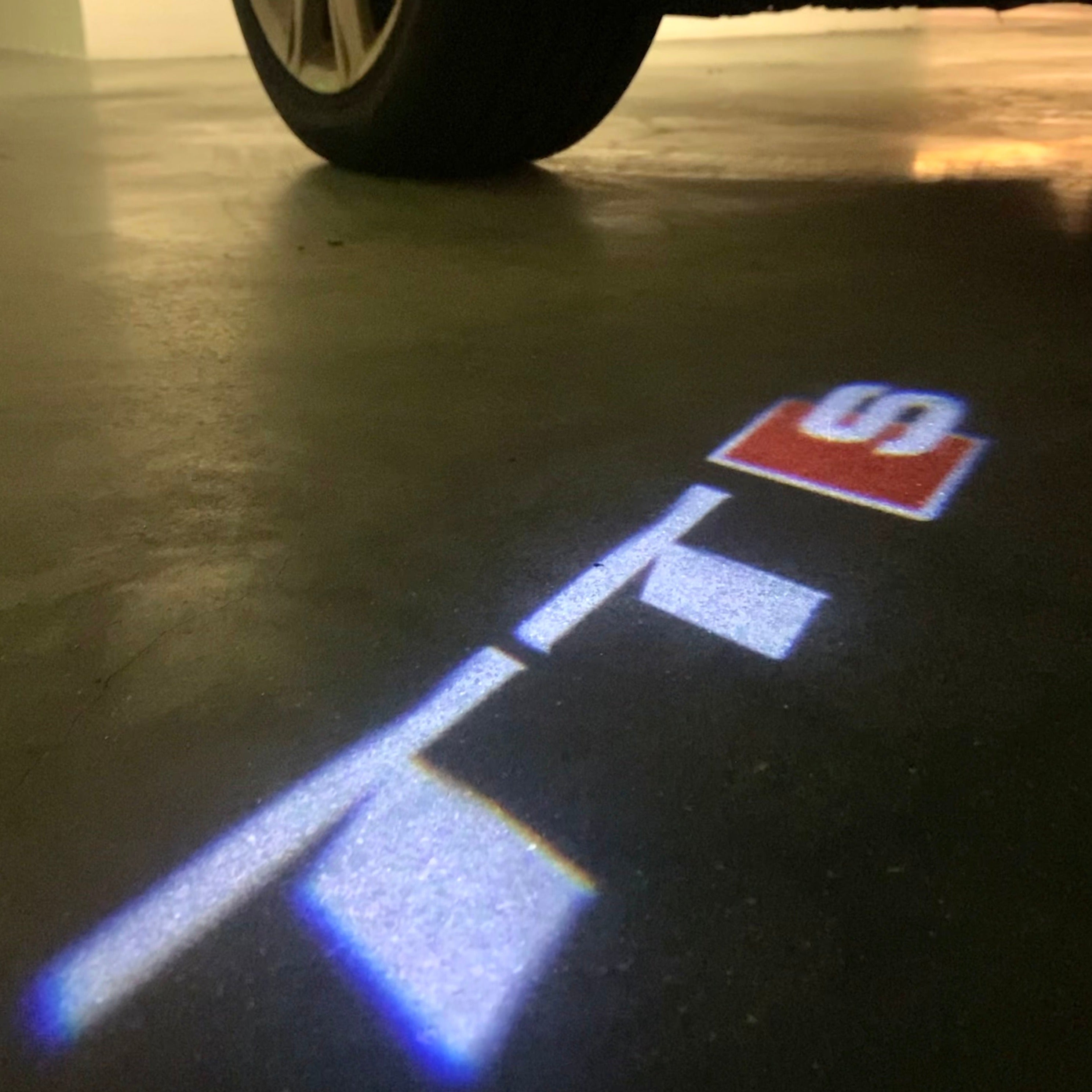 AUDI  TTS LOGO PROJECTOT LIGHTS  (quantity 1 = 2 Logo Films /2 door lights）Nr.12B59