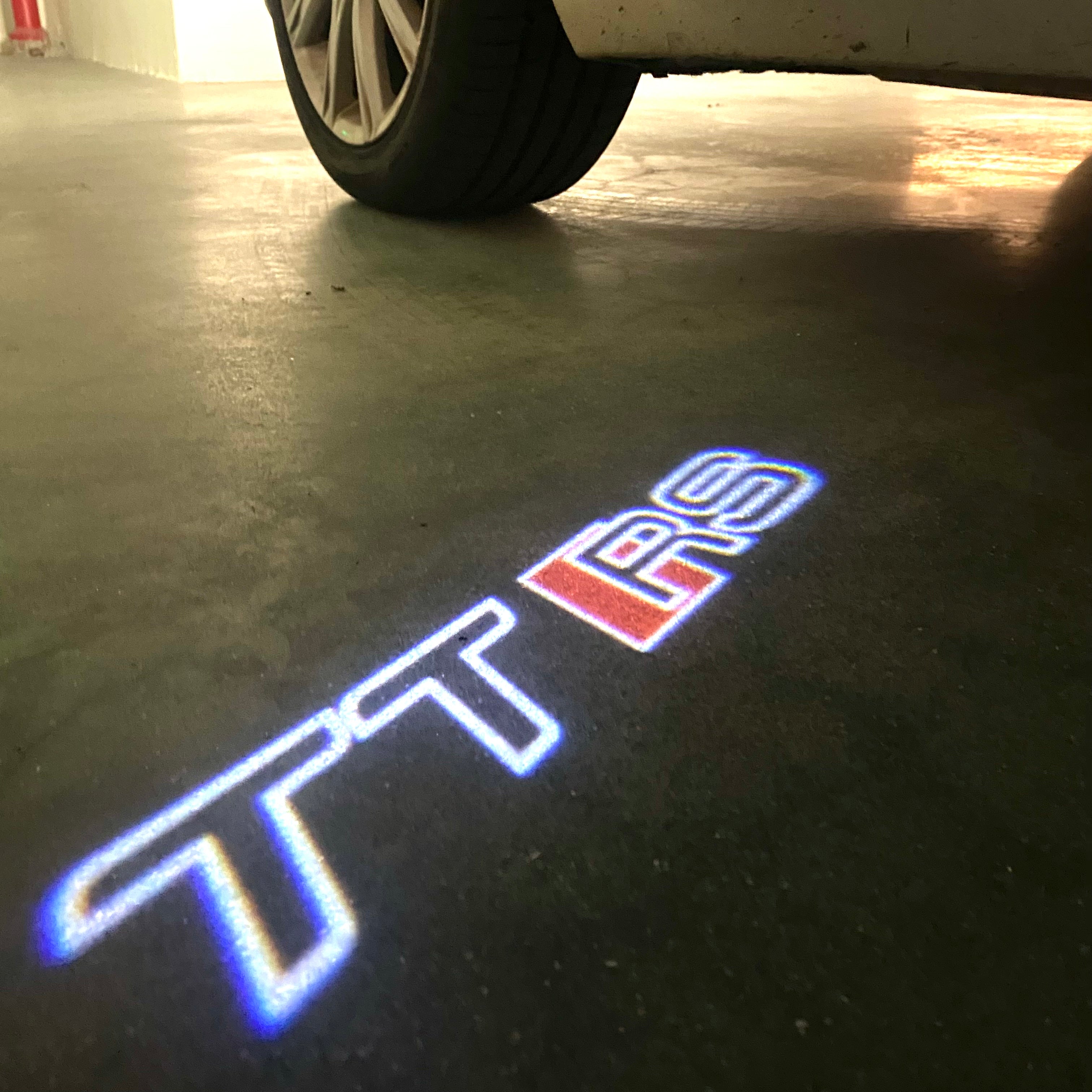 AUDI  TTRS LOGO PROJECTOT LIGHTS  (quantity 1 = 2 Logo Films /2 door lights）Nr.12B18