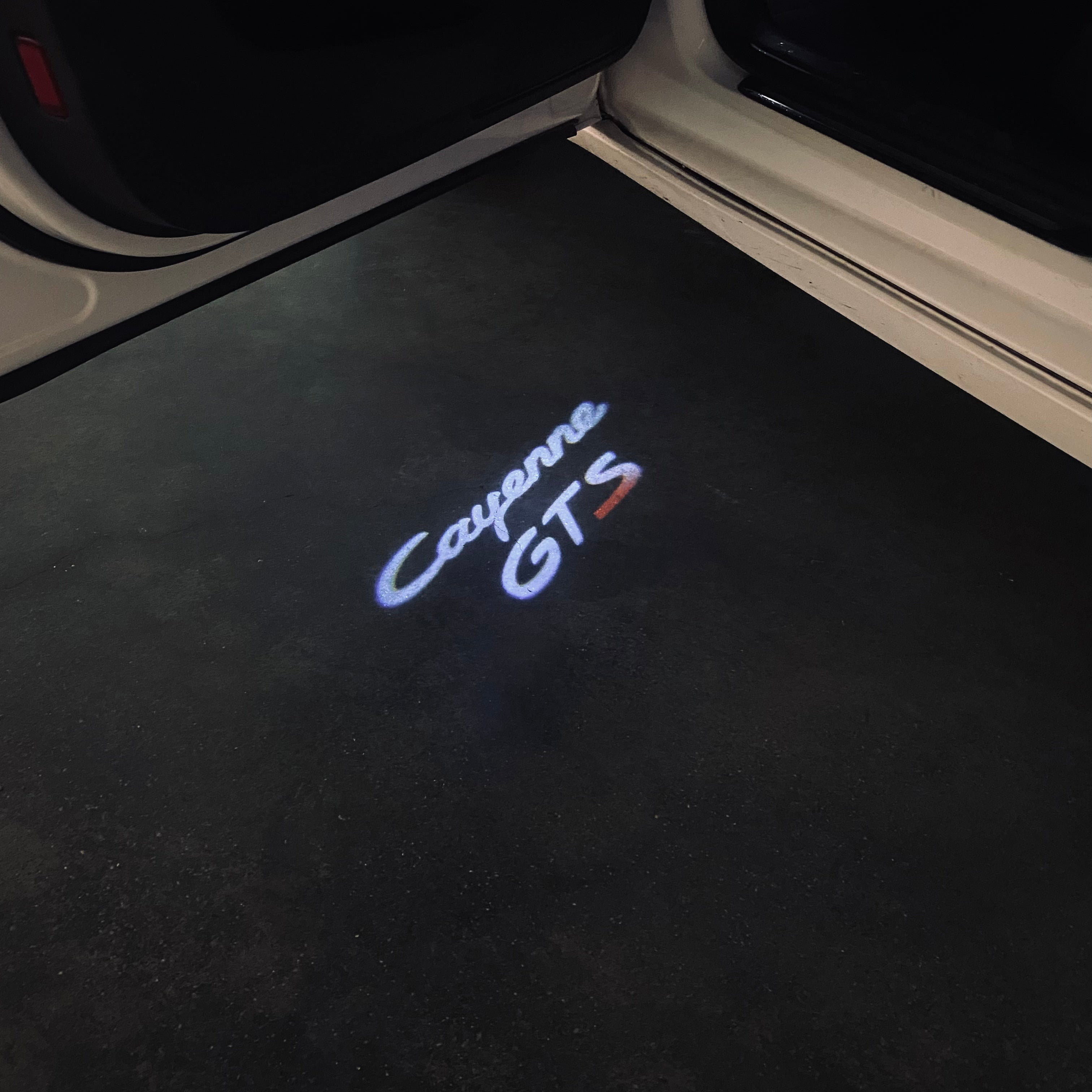PORSCHE Cayenne GTS LOGO PROJECTOT LIGHTS Nr.61 (quantity  1 =  2 Logo Film /  2 door lights)