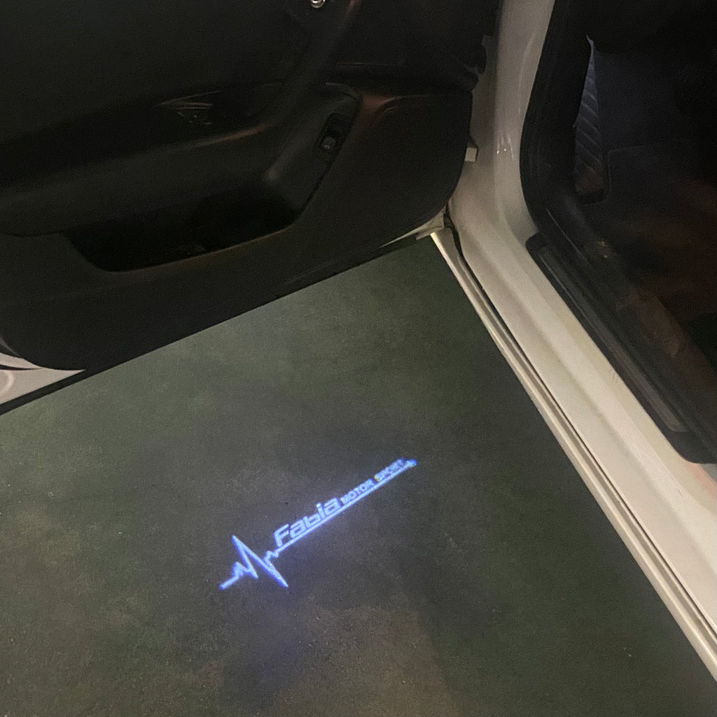 SKODA LOGO PROJECTOT LIGHTS Nr.81 (Anzahl 1 = 1 Sets / 2 Türlichter)