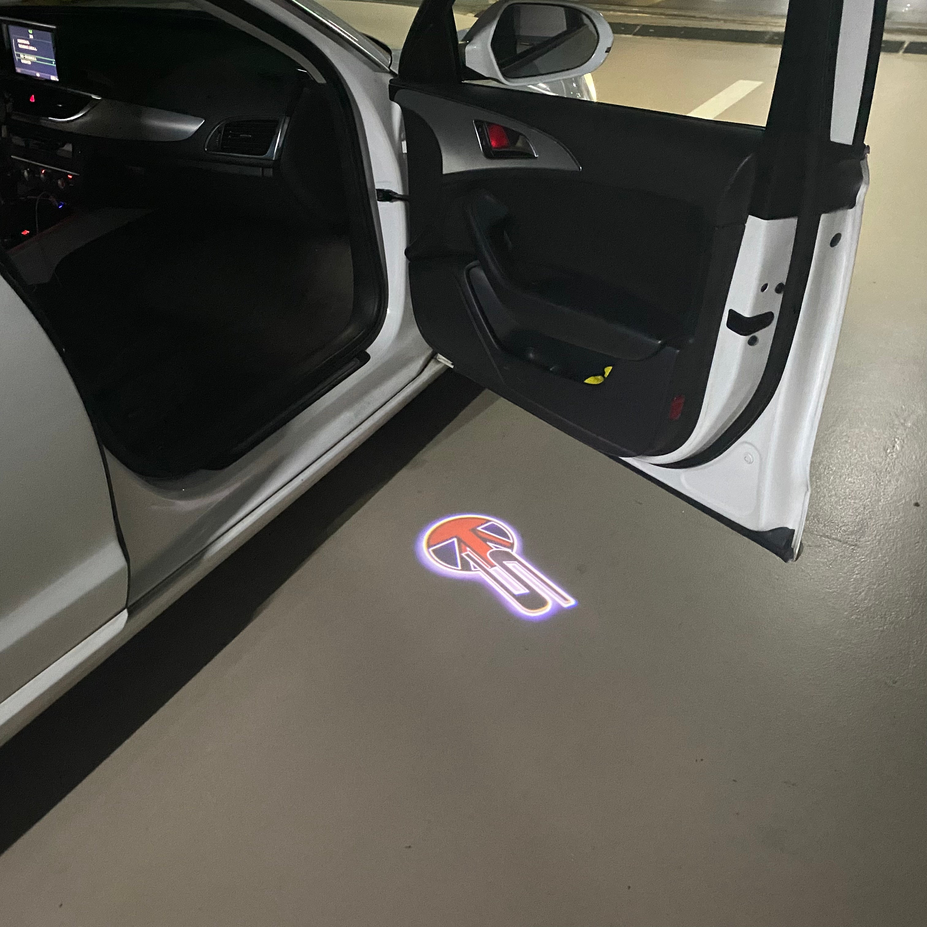 JAGUAR S LOGO PROJECROTR LIGHTS Nr.47  (quantity 1 = 1 sets/2 door lights)