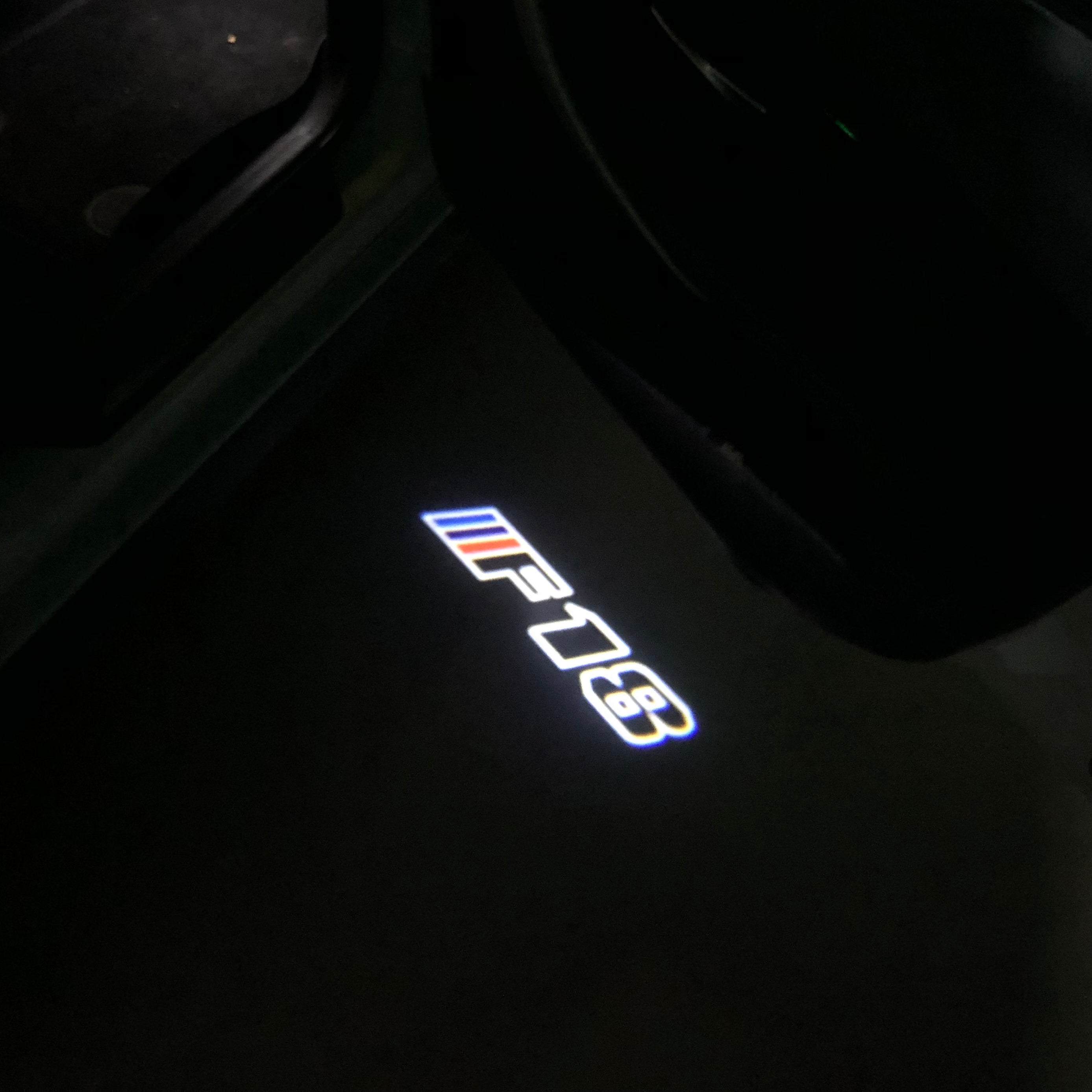 BMW 5 SERIES F18   LOGO PROJECTOT LIGHTS (quantity 1 = 1 sets/2 door lights) Nr.6024q77