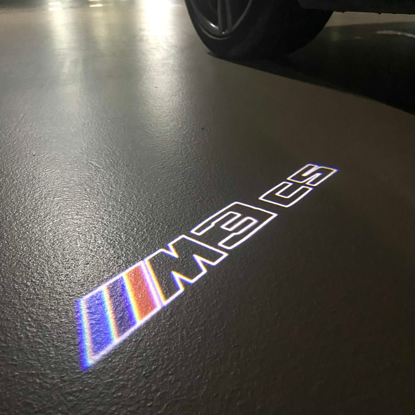 BMW 3 SERIES M3  LOGO PROJECTOT LIGHTS (quantity 1 = 1 sets/2 door lights) Nr.6024q47